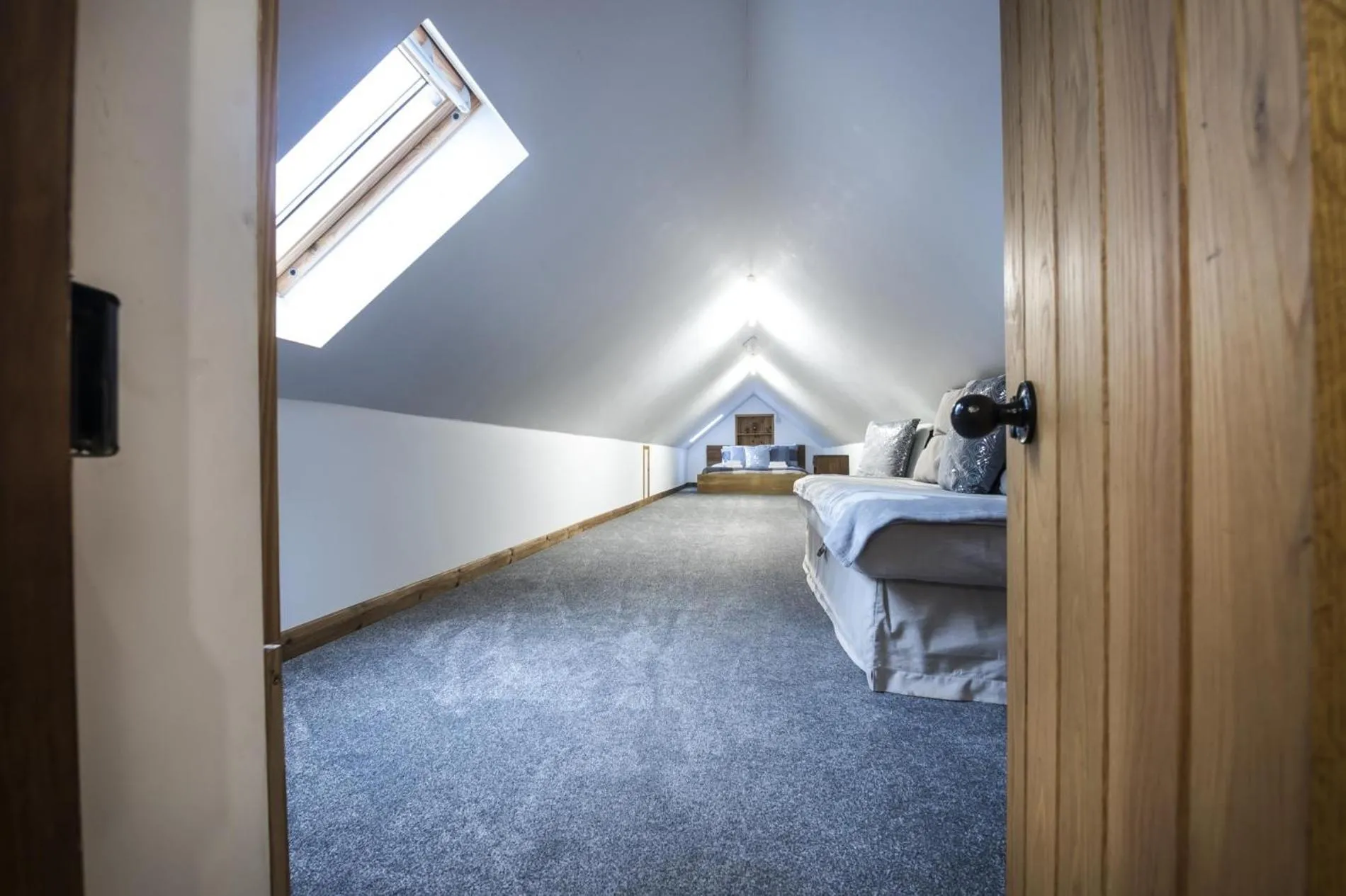Floor plan, Bed in Orchard Cottage - Luxurious Barn Conversion - Beavers Hill