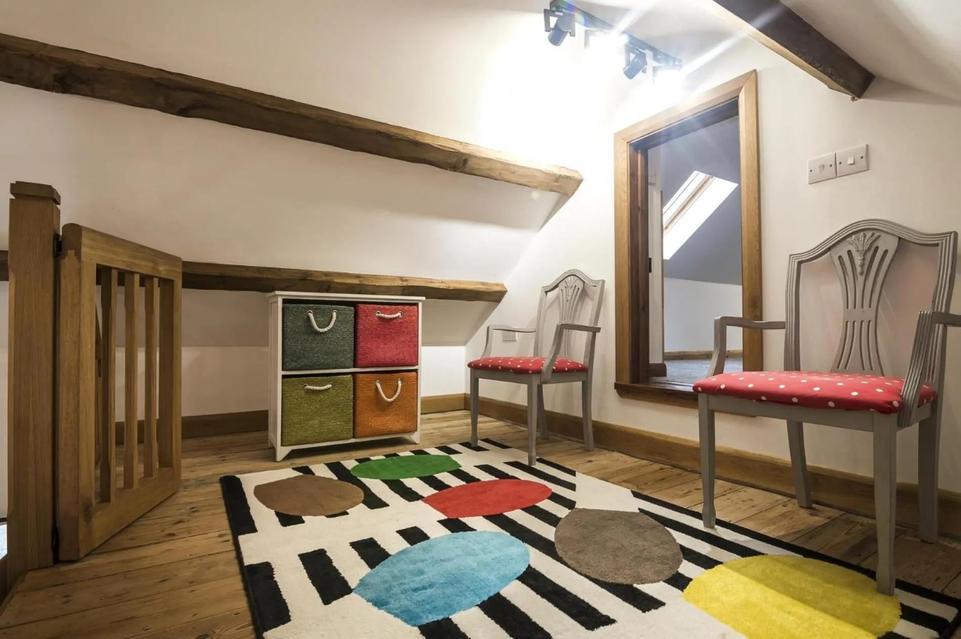 Floor plan, Bed in Orchard Cottage - Luxurious Barn Conversion - Beavers Hill