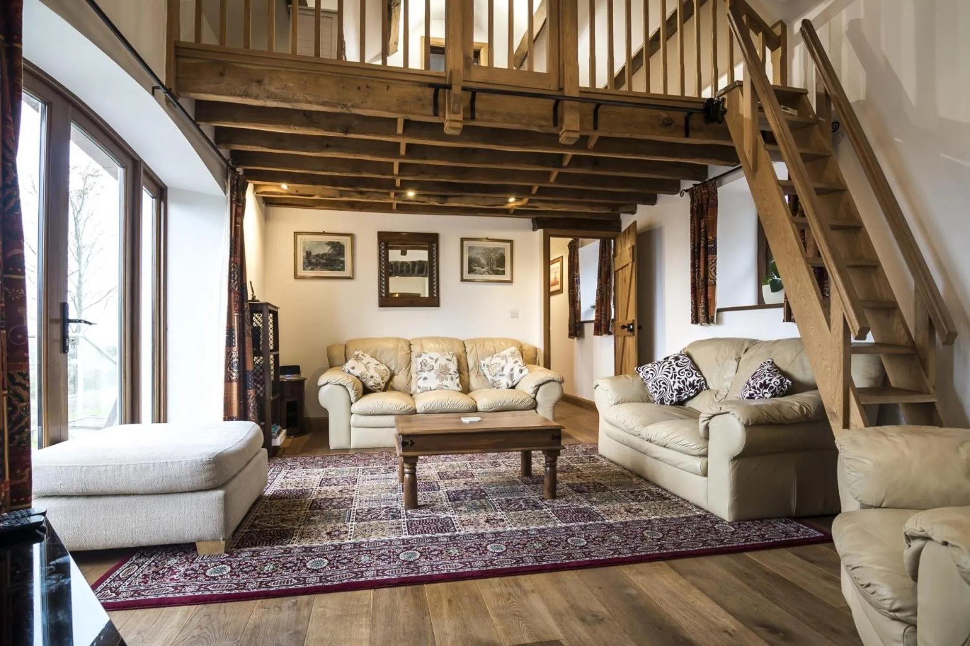 Floor plan in Orchard Cottage - Luxurious Barn Conversion - Beavers Hill