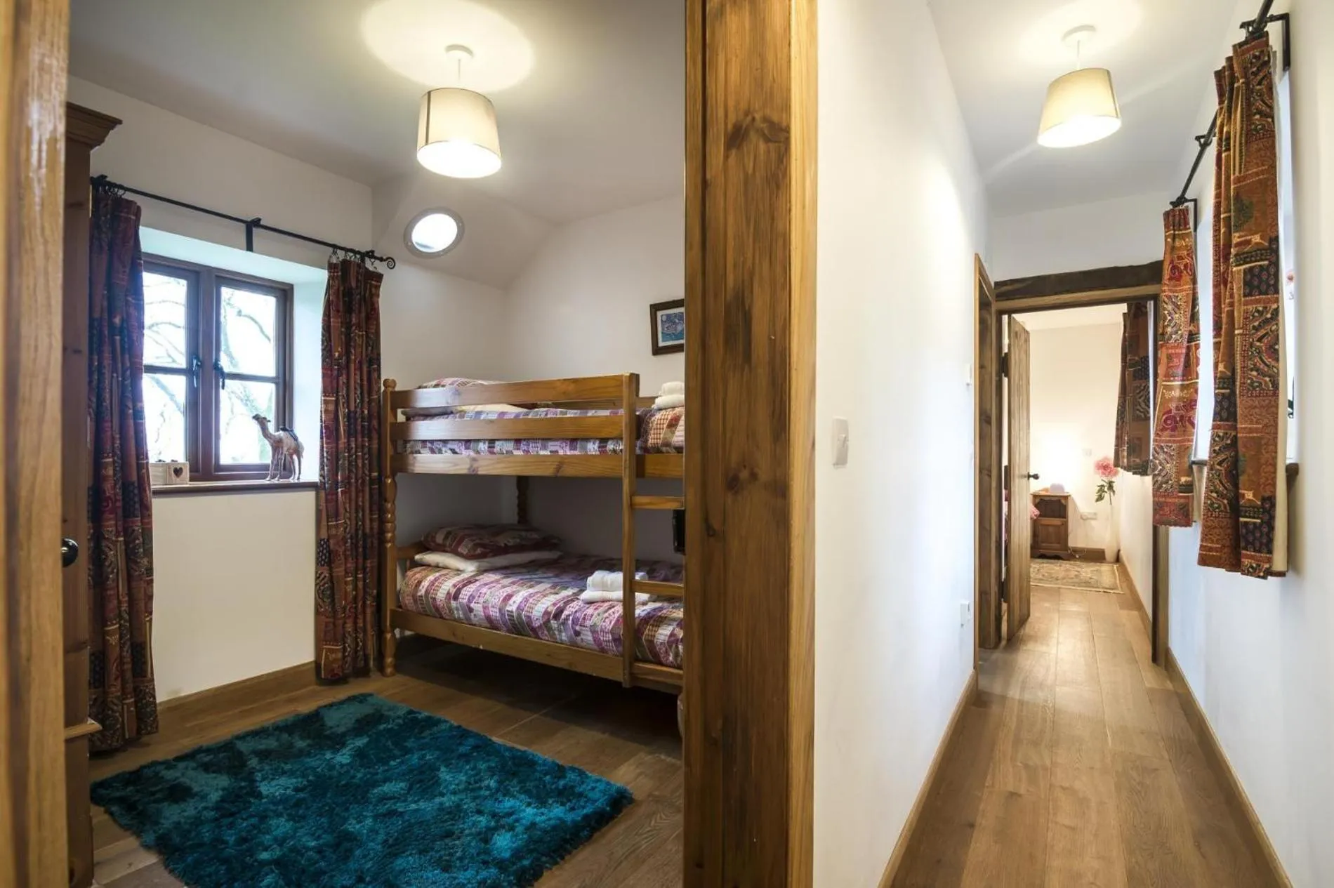 Floor plan, Bed in Orchard Cottage - Luxurious Barn Conversion - Beavers Hill