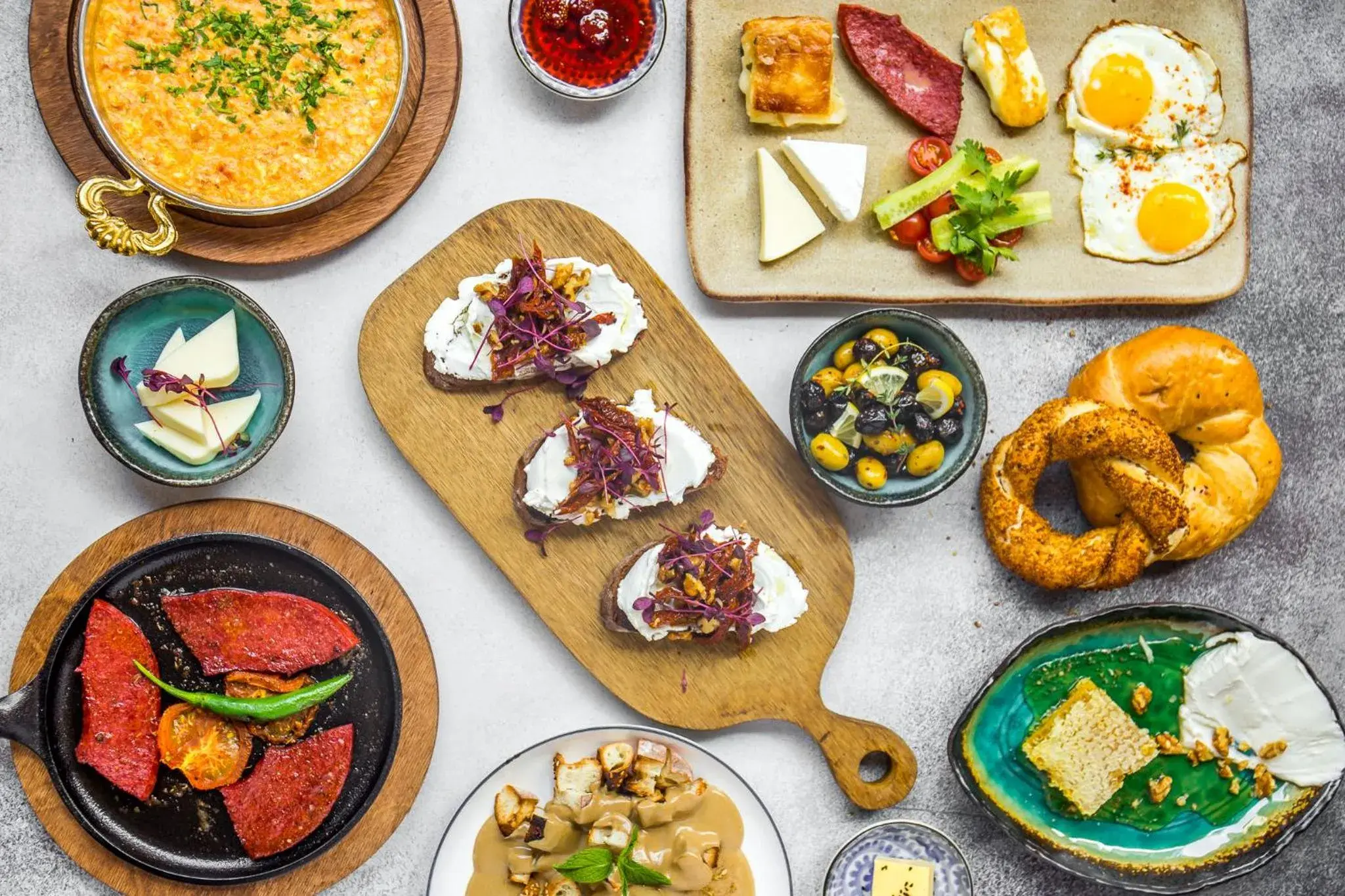 Restaurant/places to eat in MENA ApartHotel Albarsha At The Mall Restaurant/places to eat in MENA ApartHotel Albarsha At The Mall