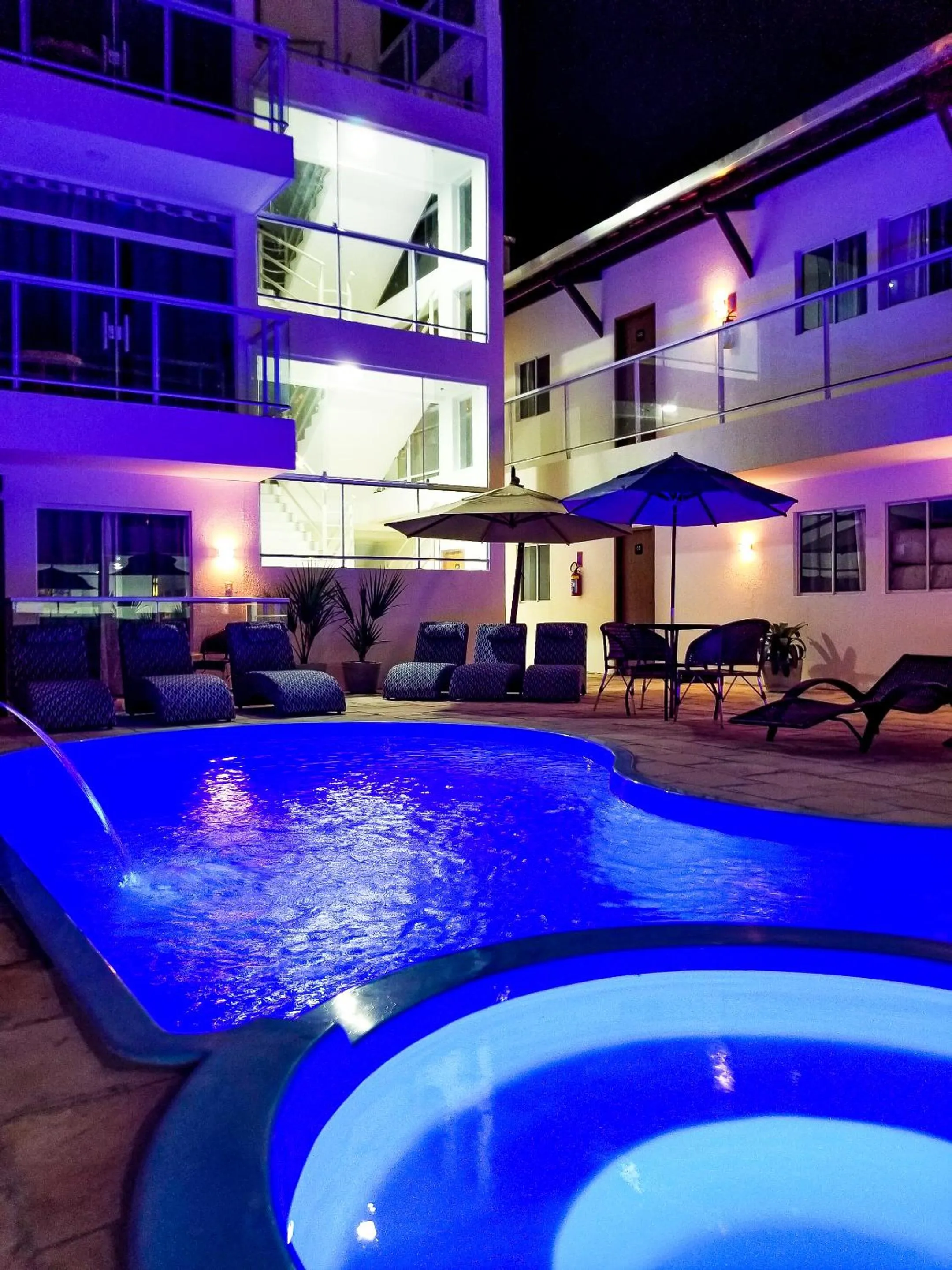 Swimming pool in Vila de Maré Hotel