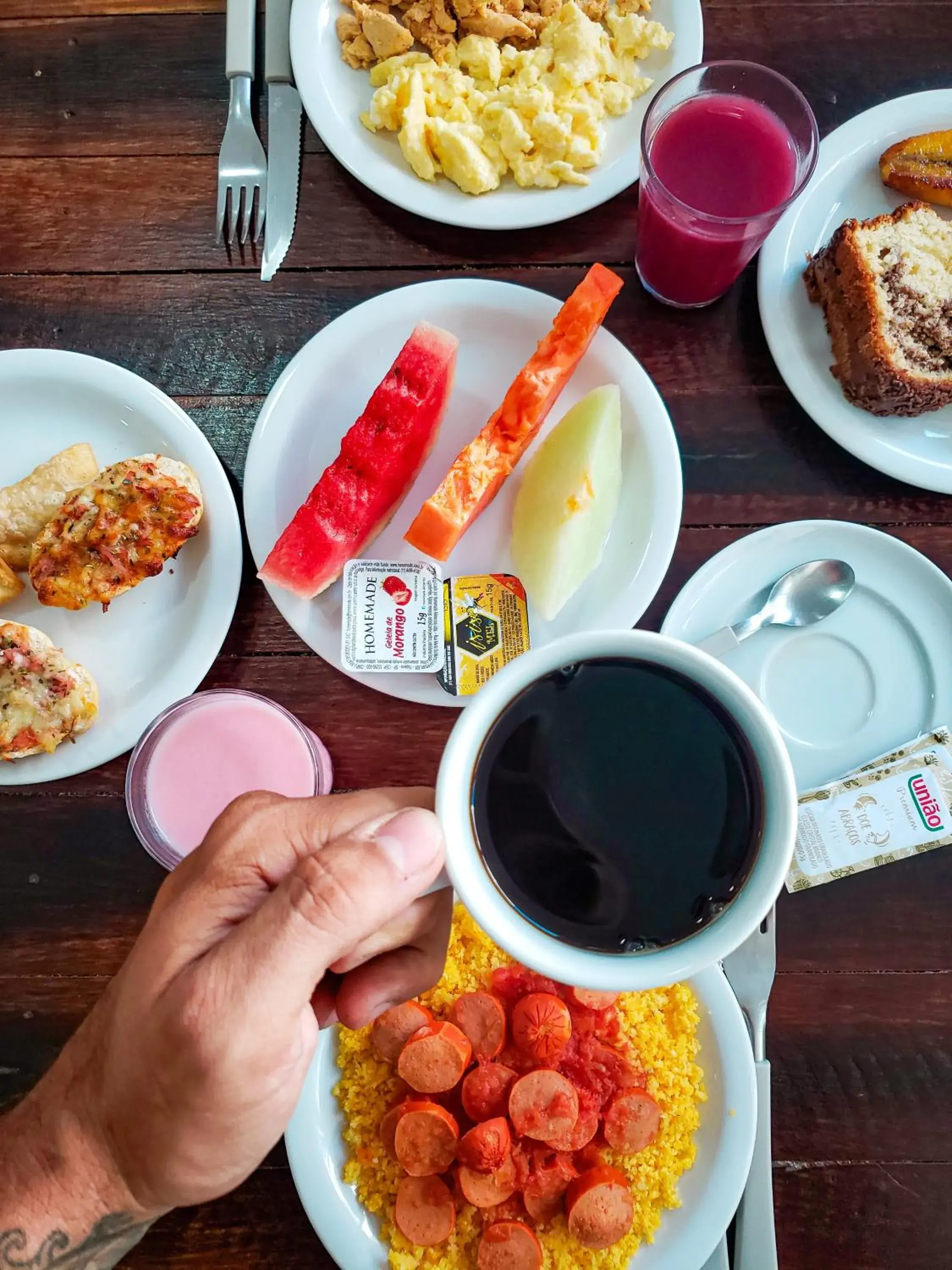 Breakfast in Vila de Maré Hotel Breakfast in Vila de Maré Hotel
