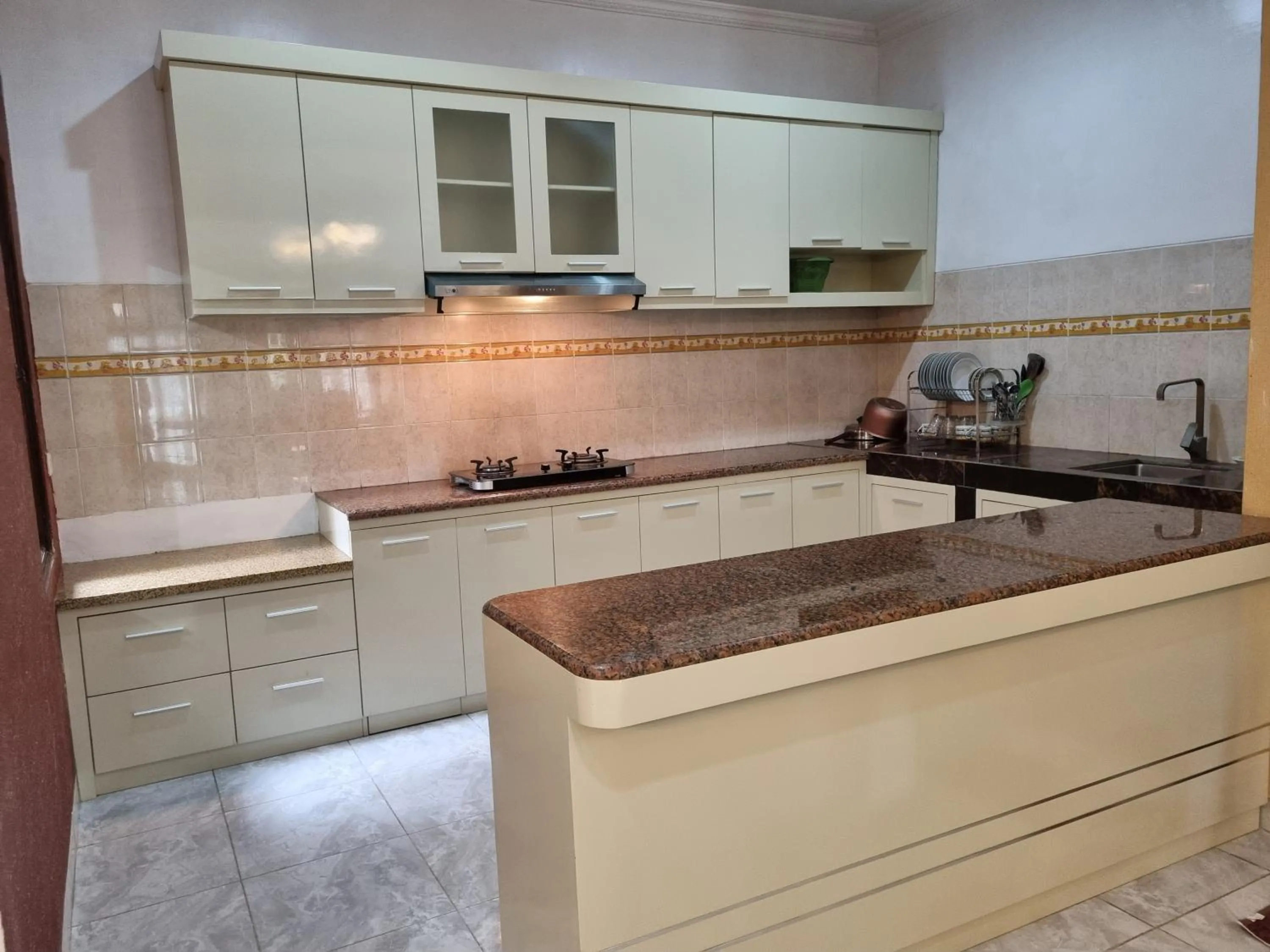 kitchen in House of Ken