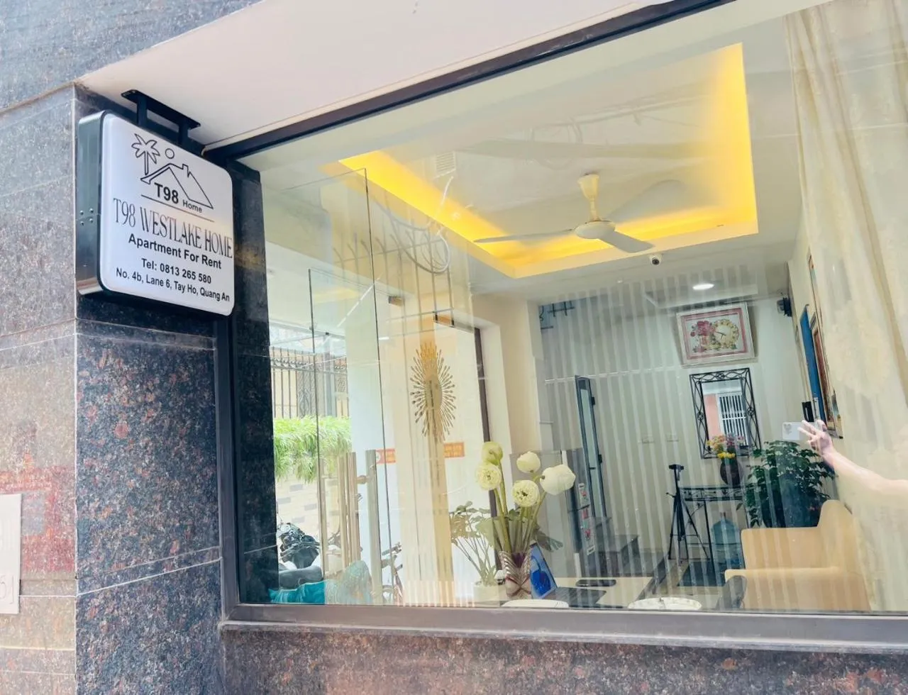 Lobby or reception in T98 Westlake Quang An - Tay ho Center Garden View Studio!