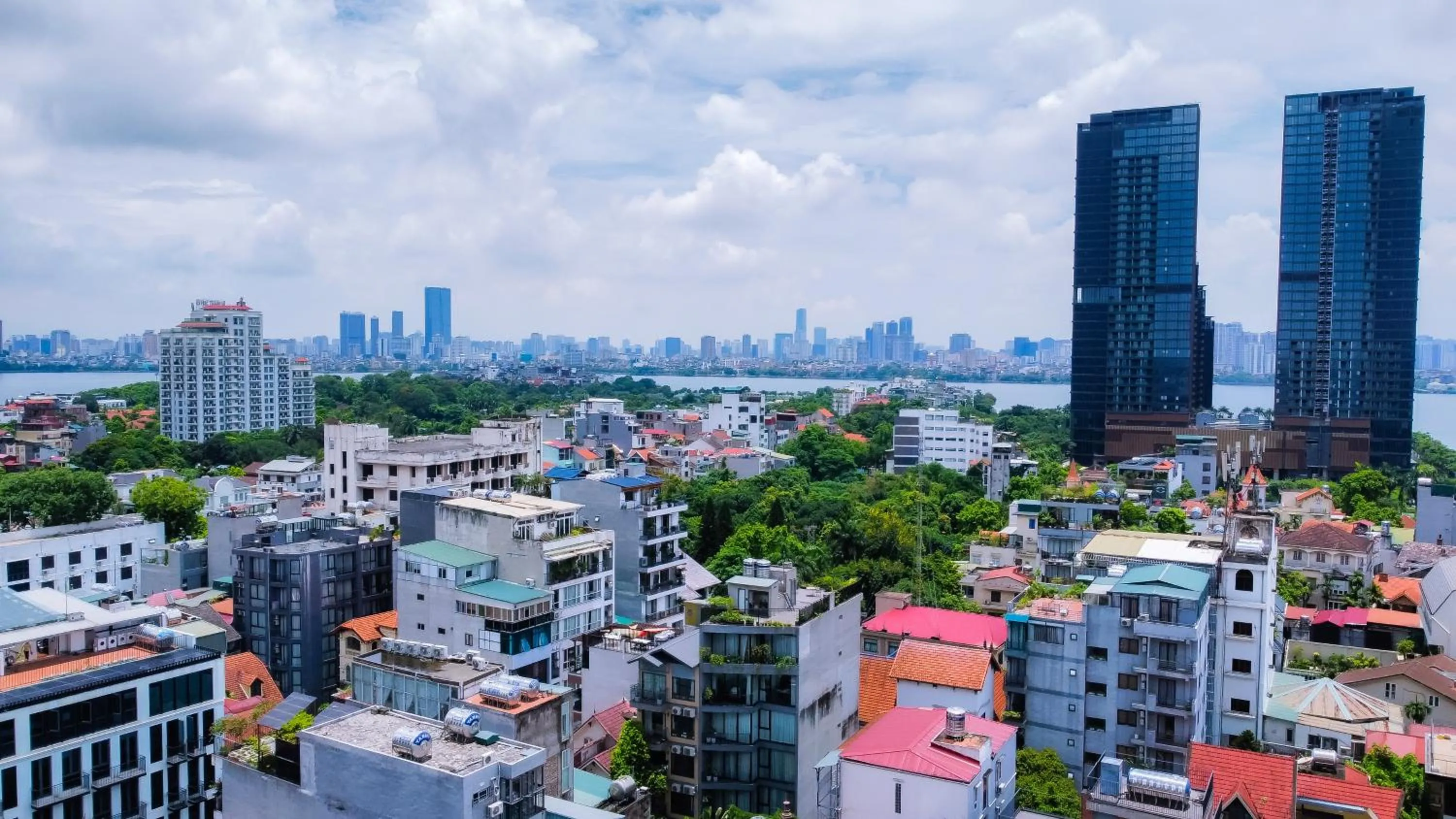 Property building in T98 Westlake Quang An - Tay ho Center Garden View Studio!