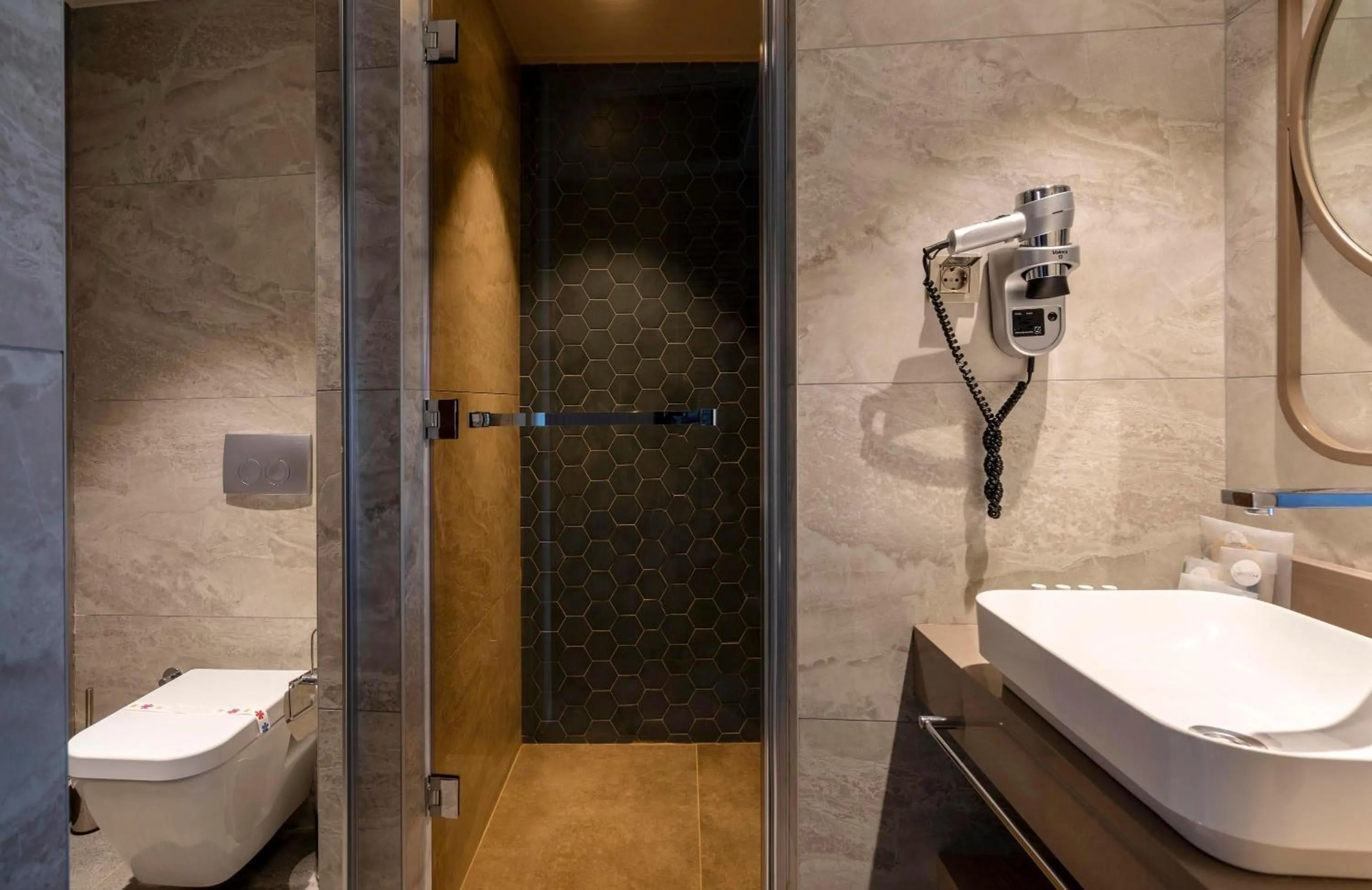Shower in Calyptus Kirman Premium - Ultra All Inclusive