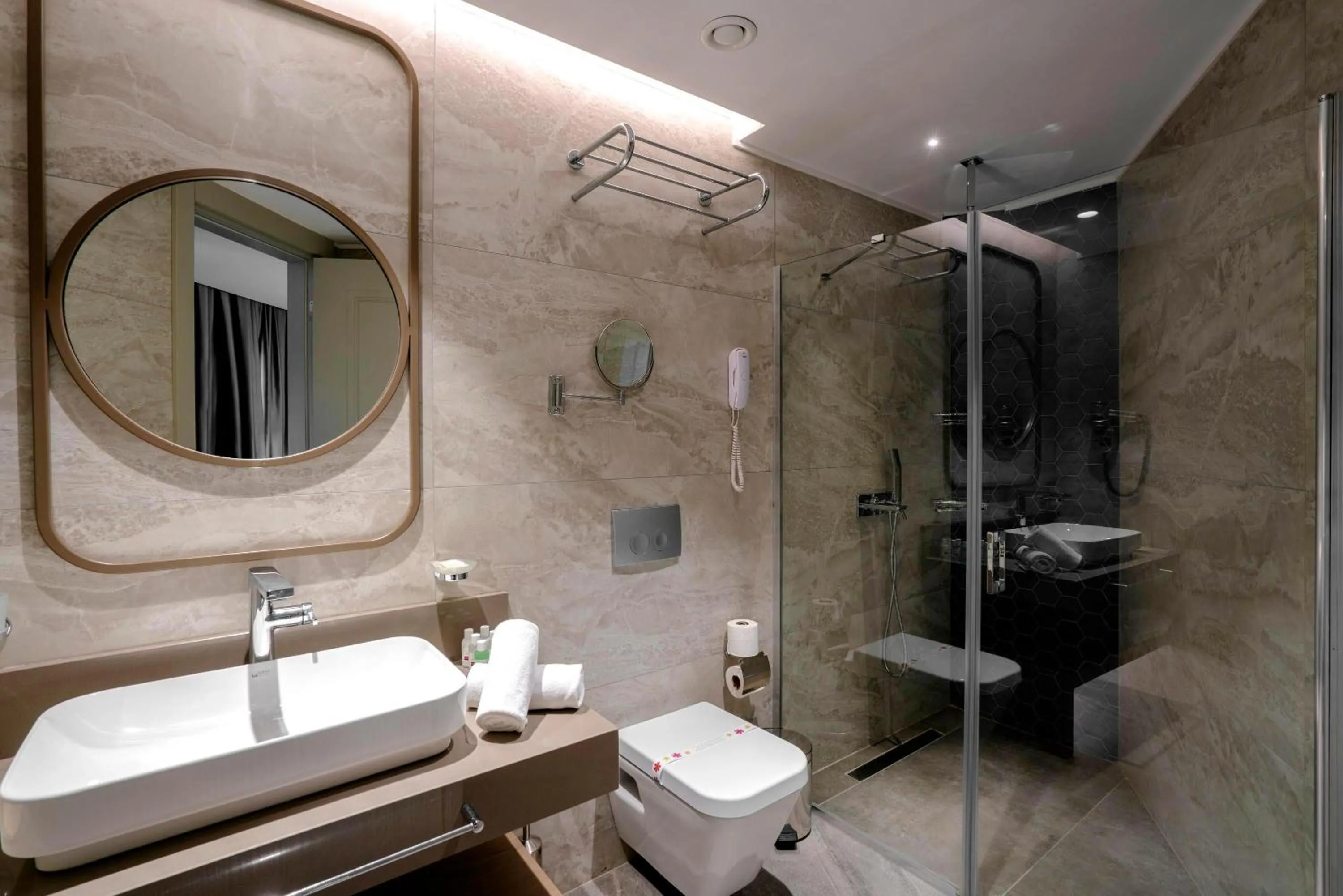 Shower in Calyptus Kirman Premium - Ultra All Inclusive