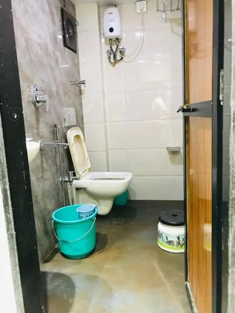 Shower in Hotel Castle Inn