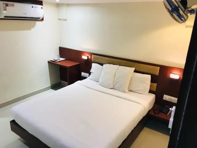 Bed in Hotel Castle Inn