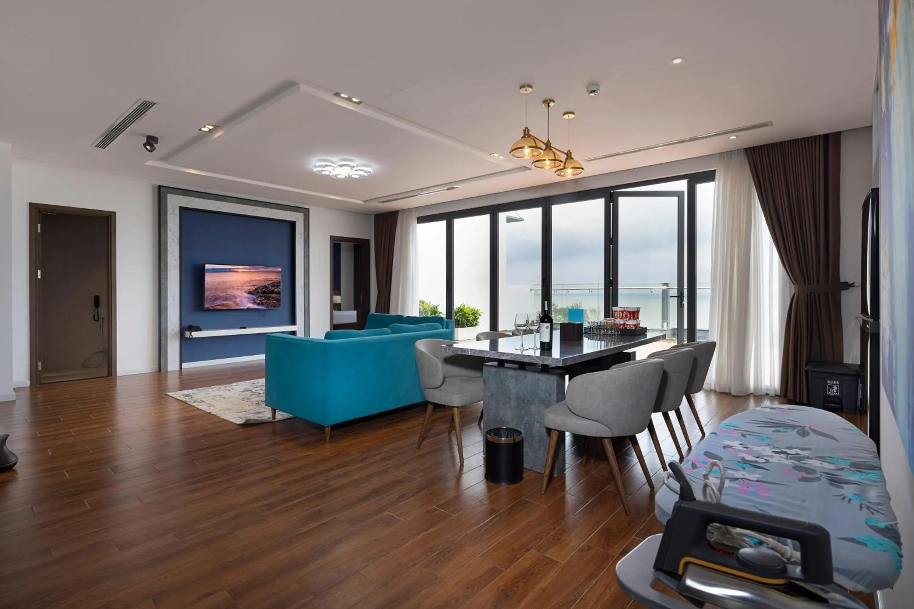 Penthouse Ocean View 3 Bedroom in Le Palmier Ho Tram Resort - Beachfront with Private Beach Penthouse Ocean View 3 Bedroom in Le Palmier Ho Tram Resort - Beachfront with Private Beach