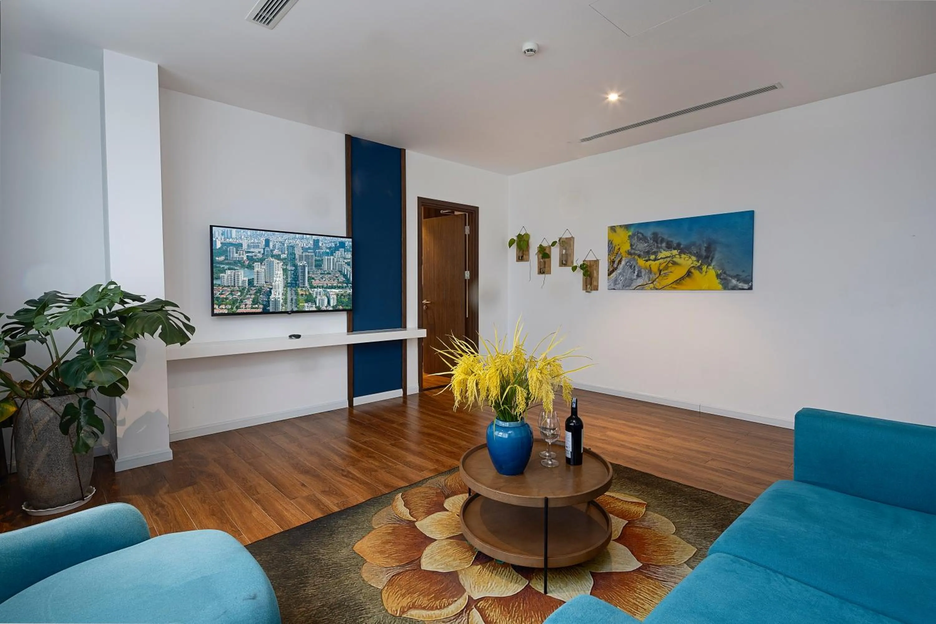 Living room in Le Palmier Ho Tram Resort - Beachfront with Private Beach