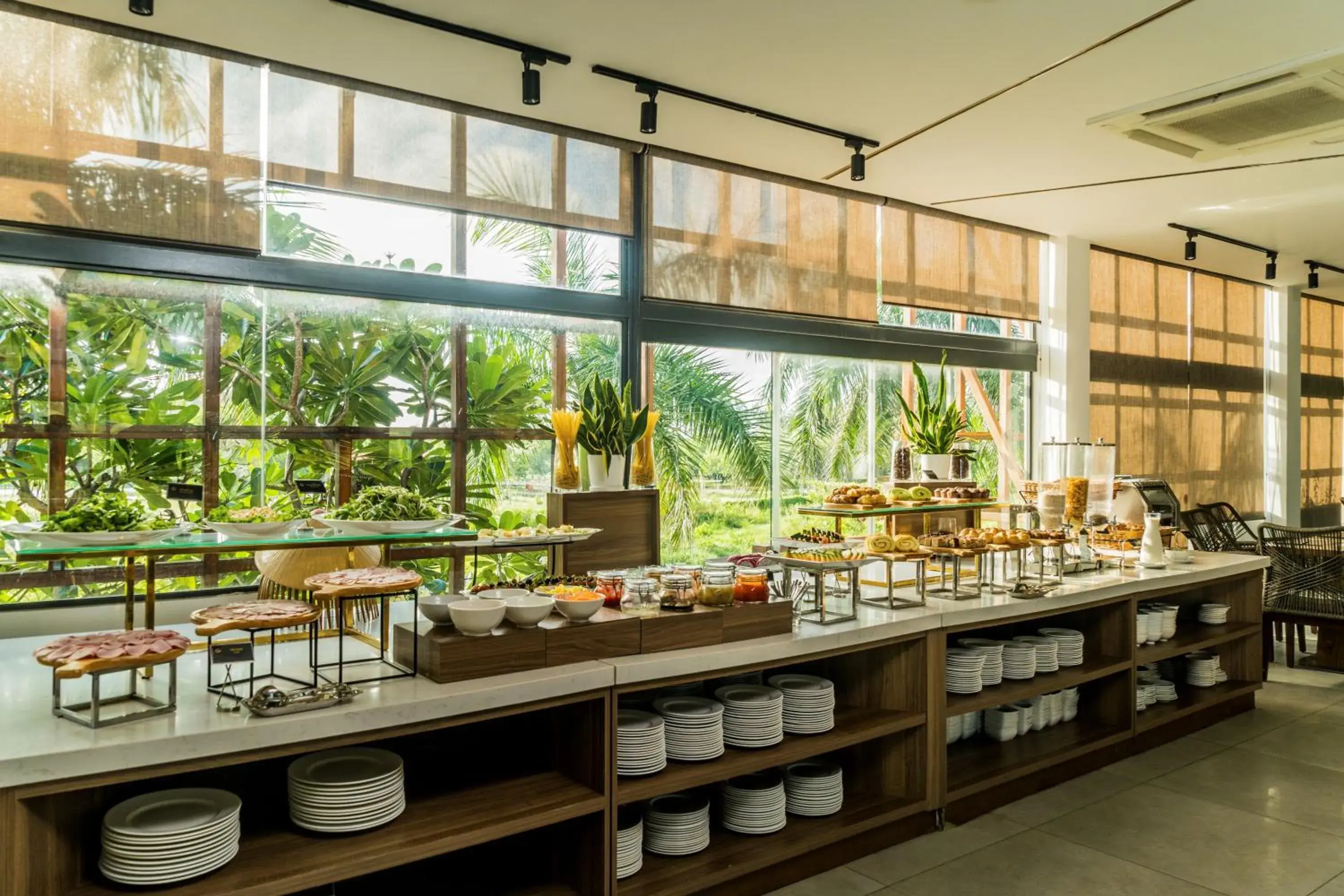 Breakfast in Le Palmier Ho Tram Resort - Beachfront with Private Beach Breakfast in Le Palmier Ho Tram Resort - Beachfront with Private Beach