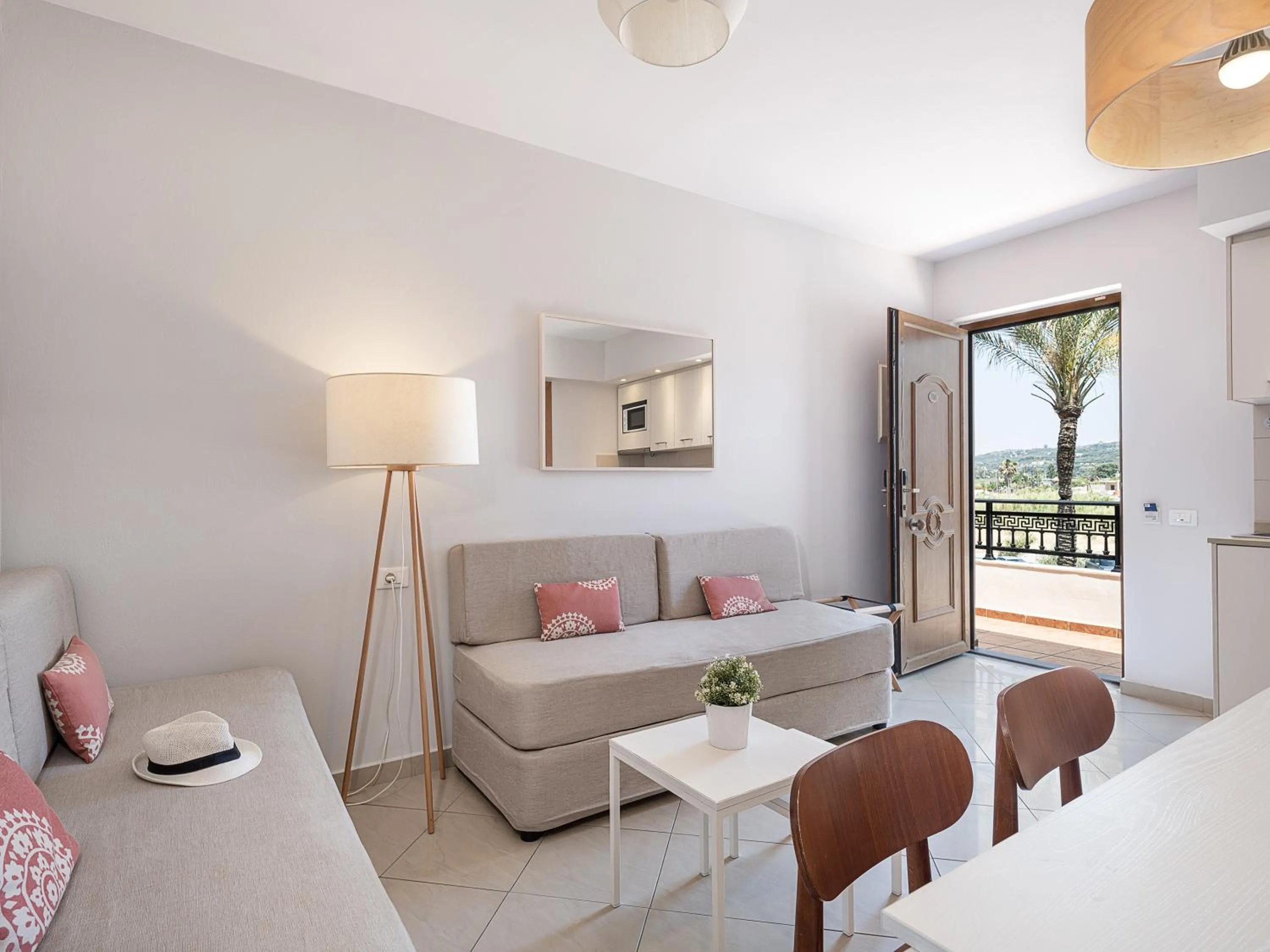 Bed in Caldera Beach