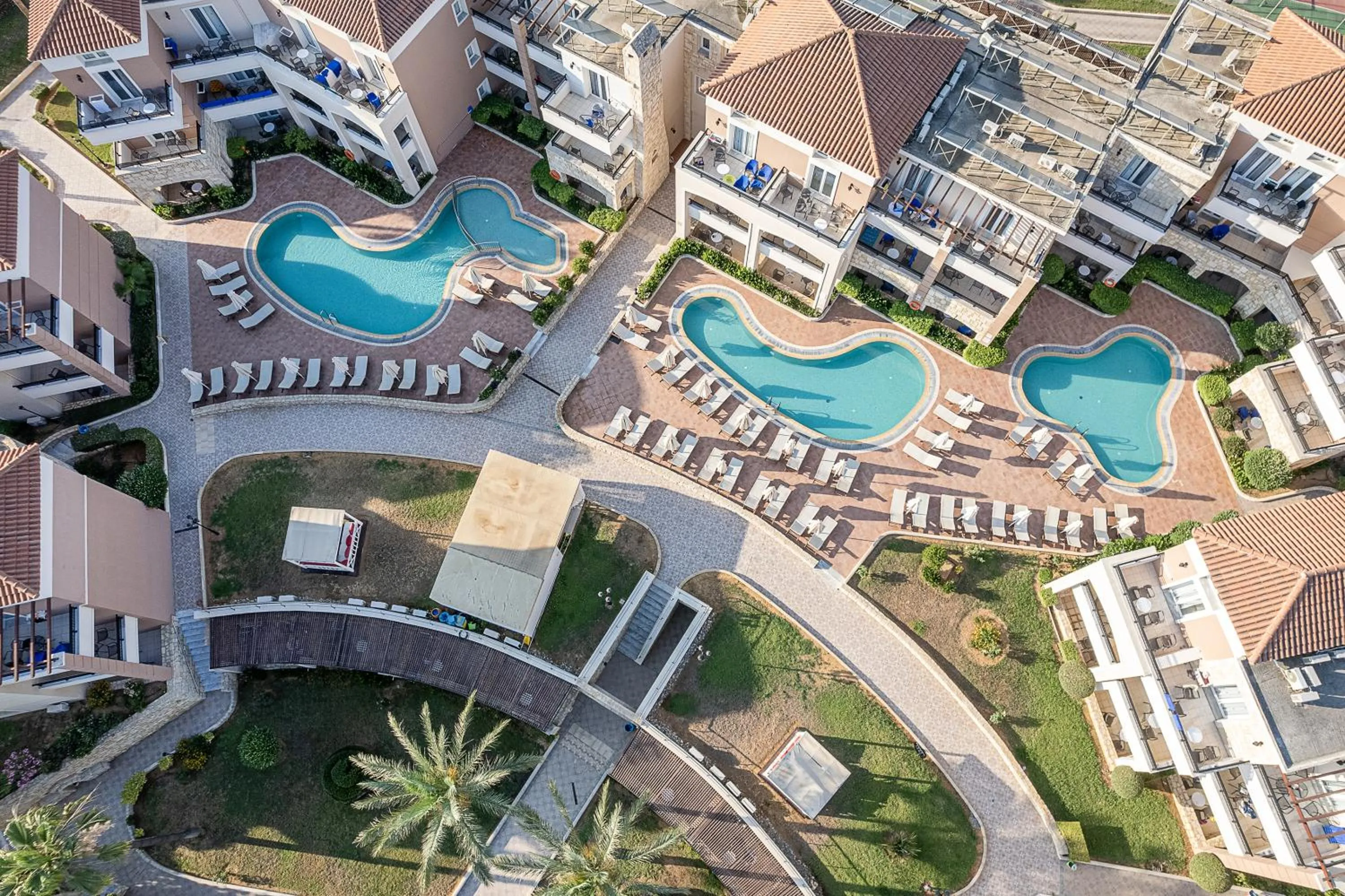 Property building in Caldera Beach