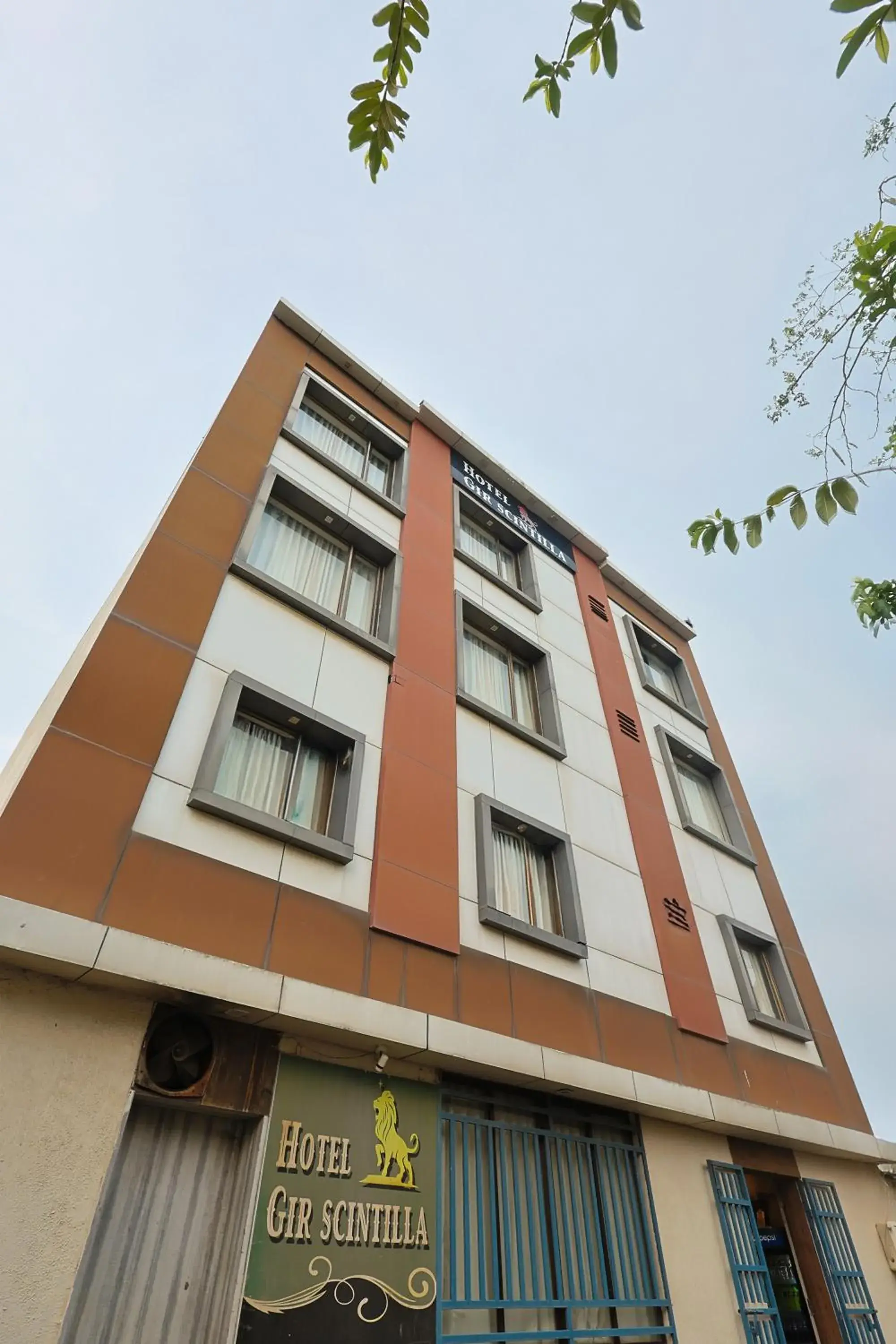 Property building in Hotel Gir Scintilla Property building in Hotel Gir Scintilla