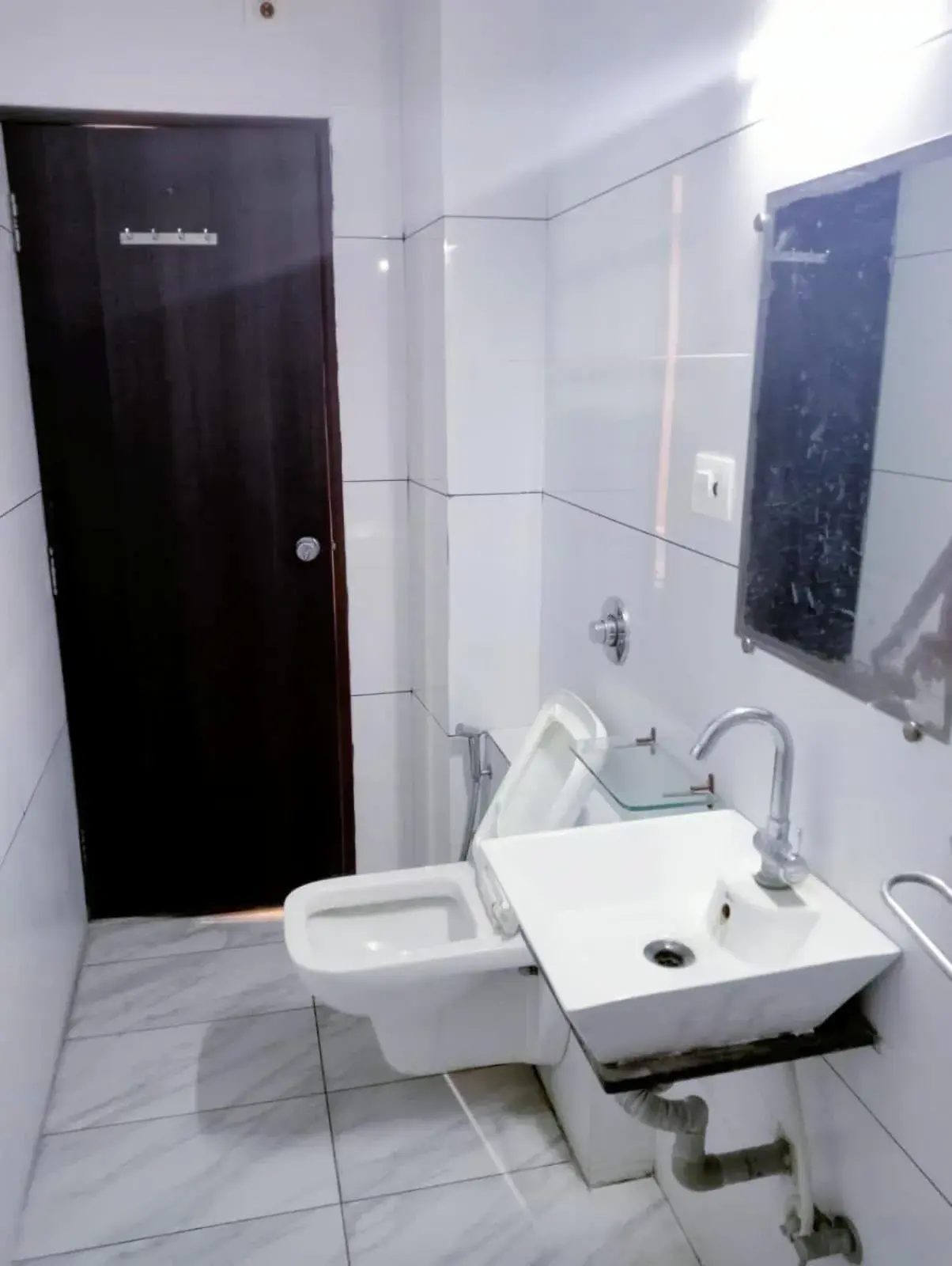 Bathroom in Hotel Gir Scintilla Bathroom in Hotel Gir Scintilla