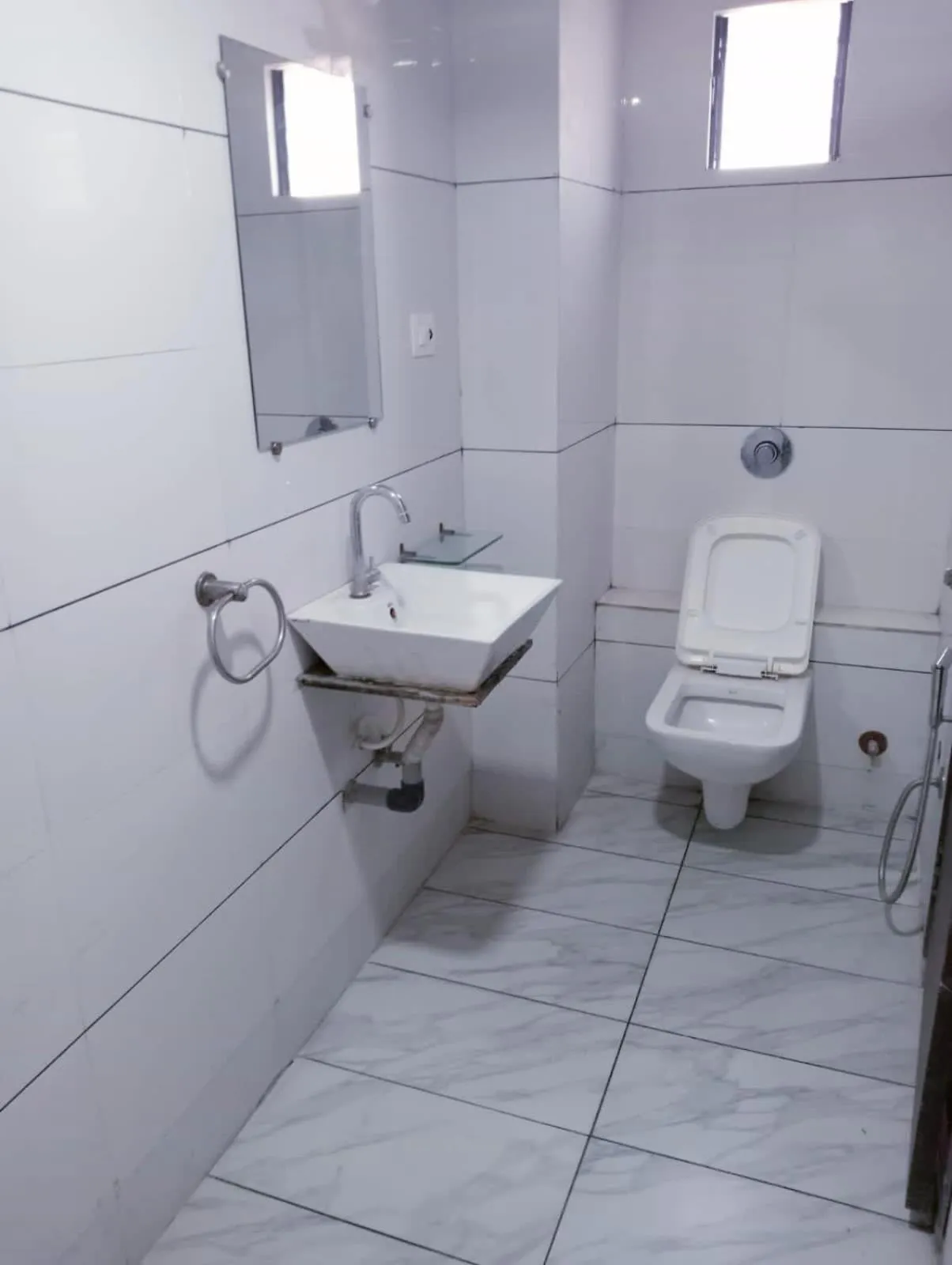 Bathroom in Hotel Gir Scintilla