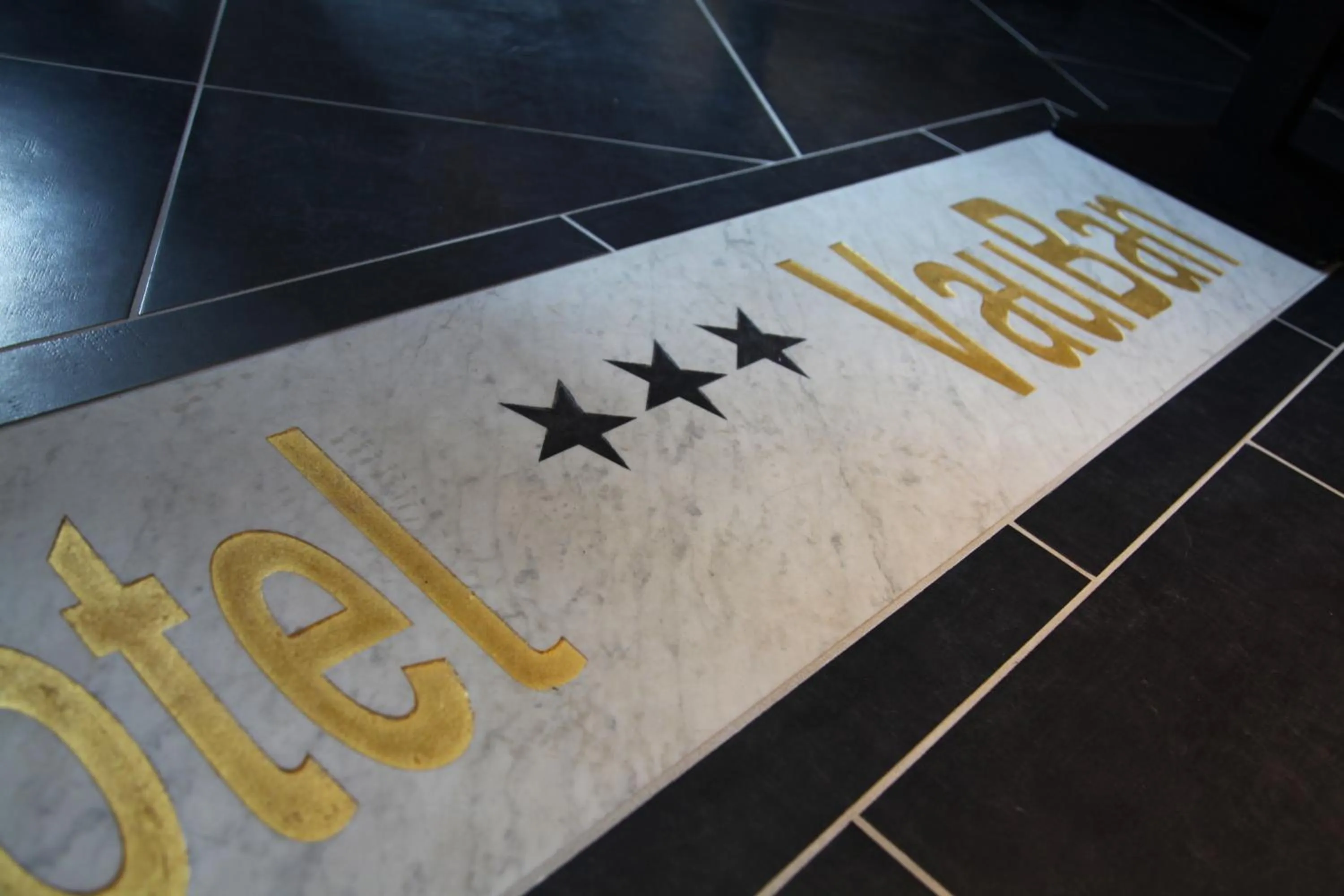 Logo/Certificate/Sign in Hotel Vauban