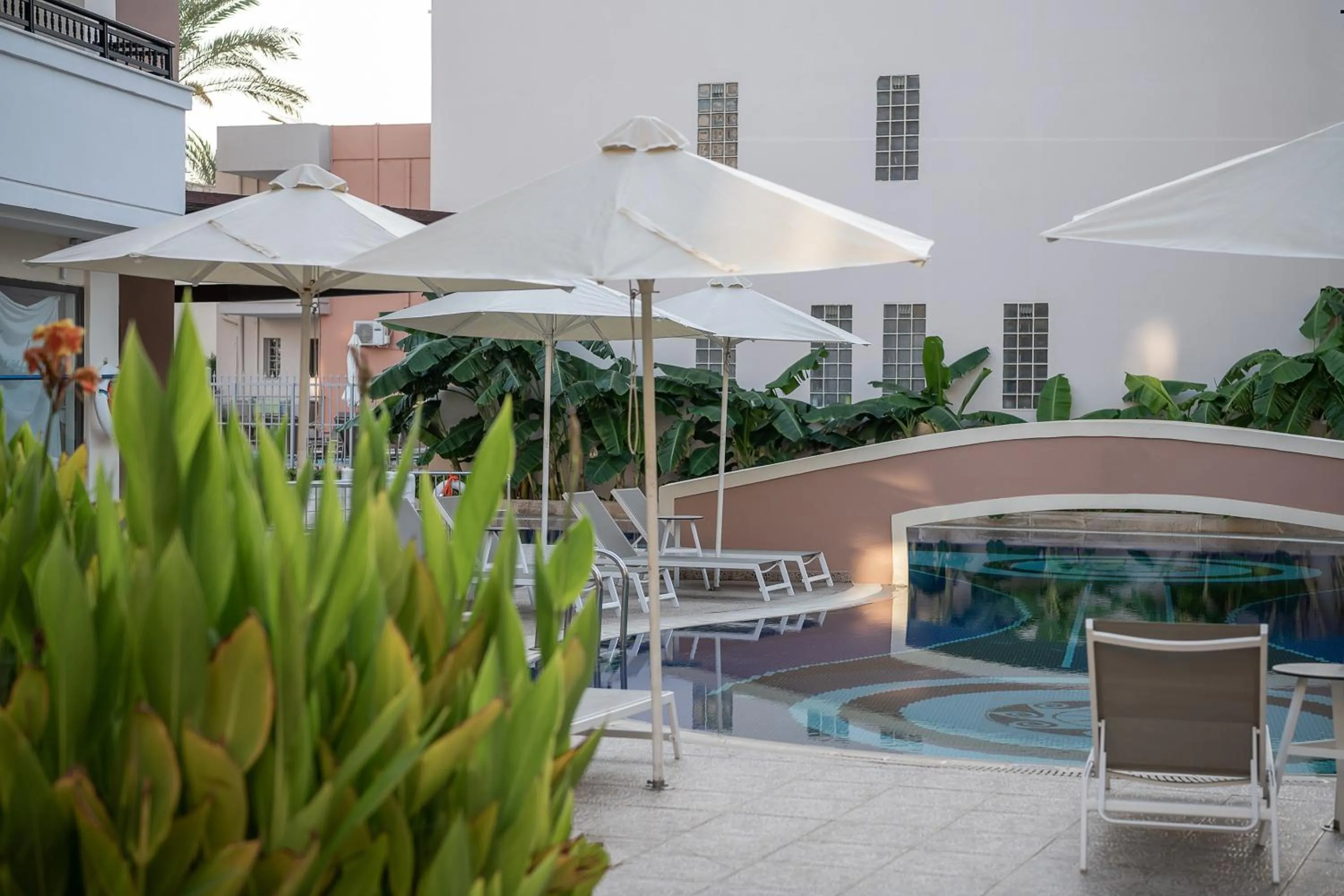 Area and facilities in Caldera Bay