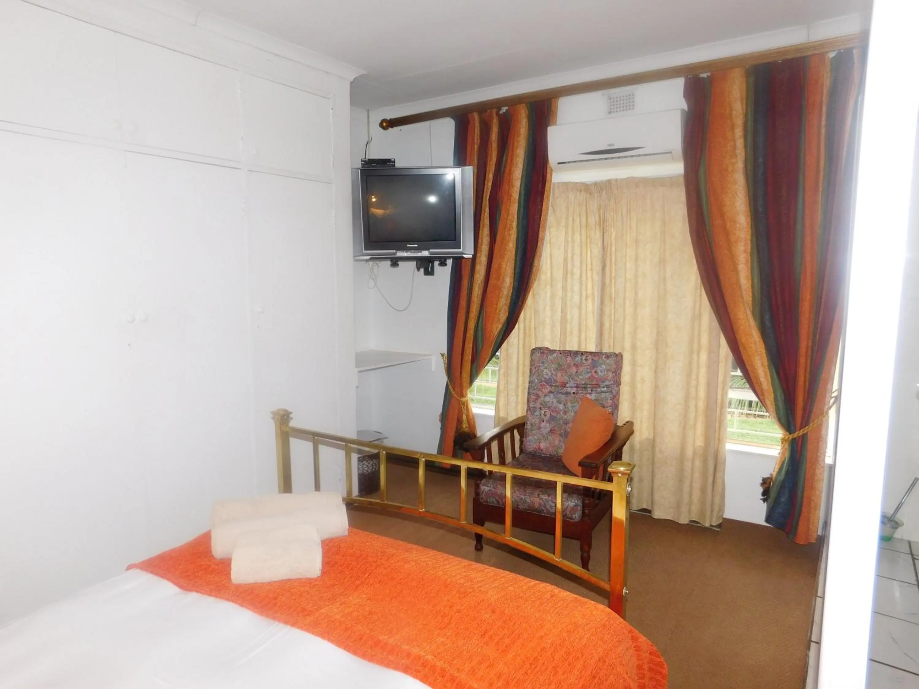 TV and multimedia, Bed in Fouriestreet 199 Bed and Breakfast