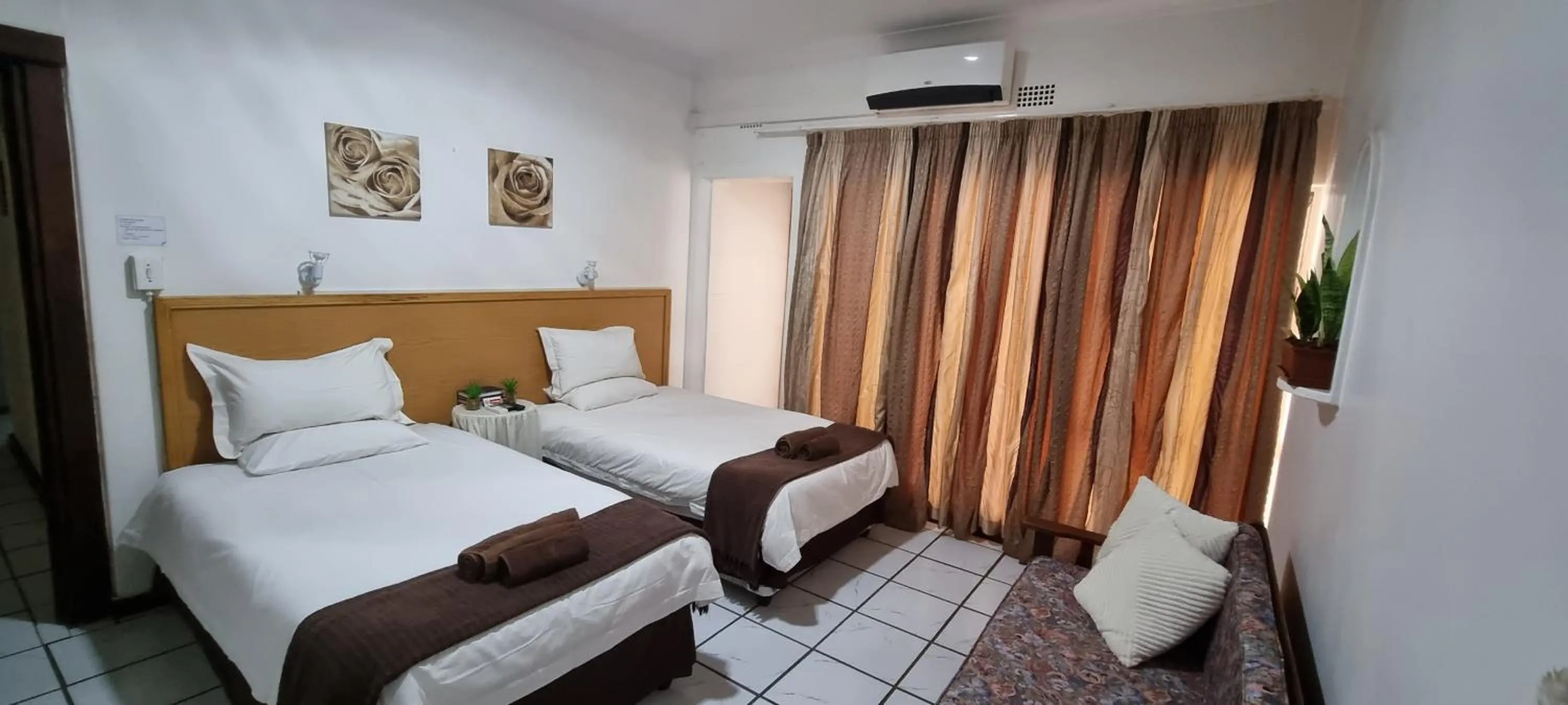 View (from property/room), Bed in Fouriestreet 199 Bed and Breakfast