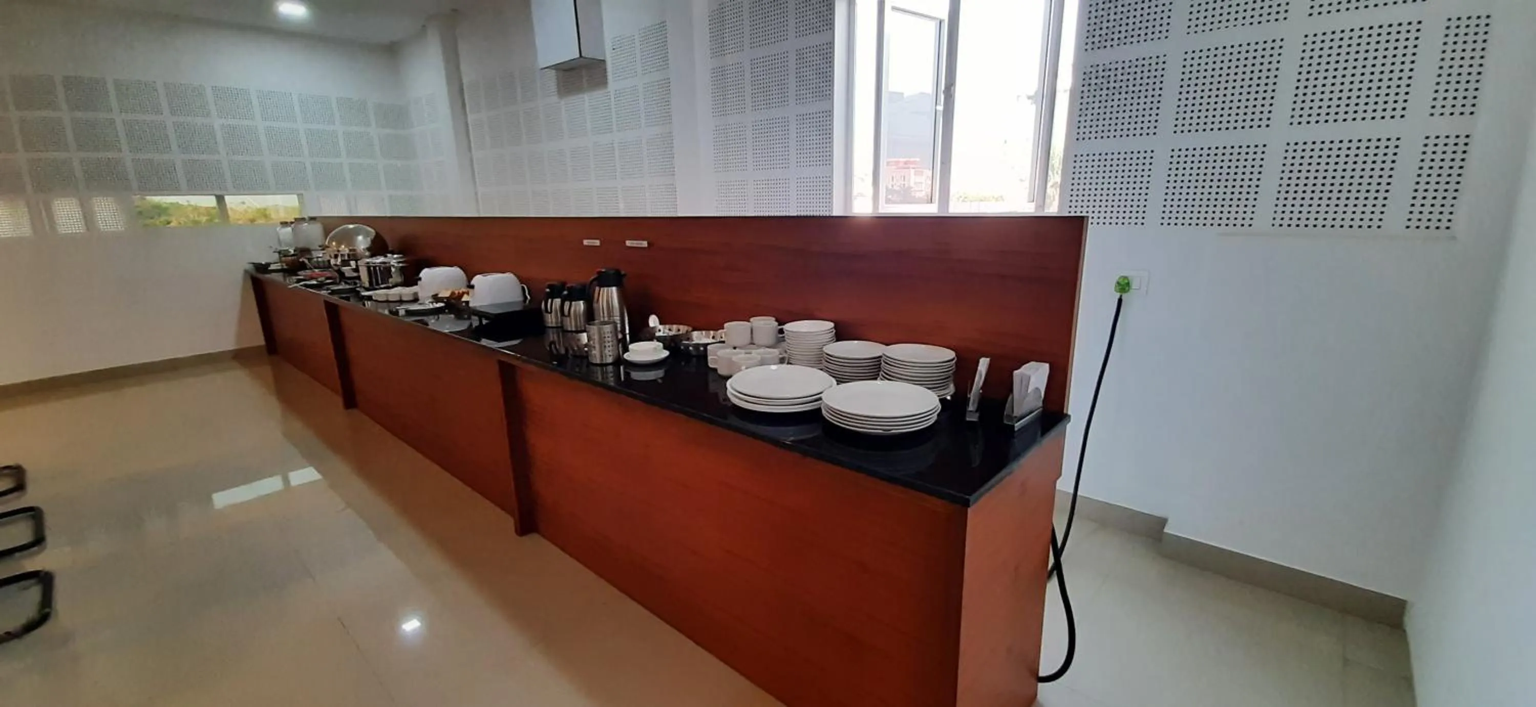 Coffee/tea facilities in The Reach Hotel