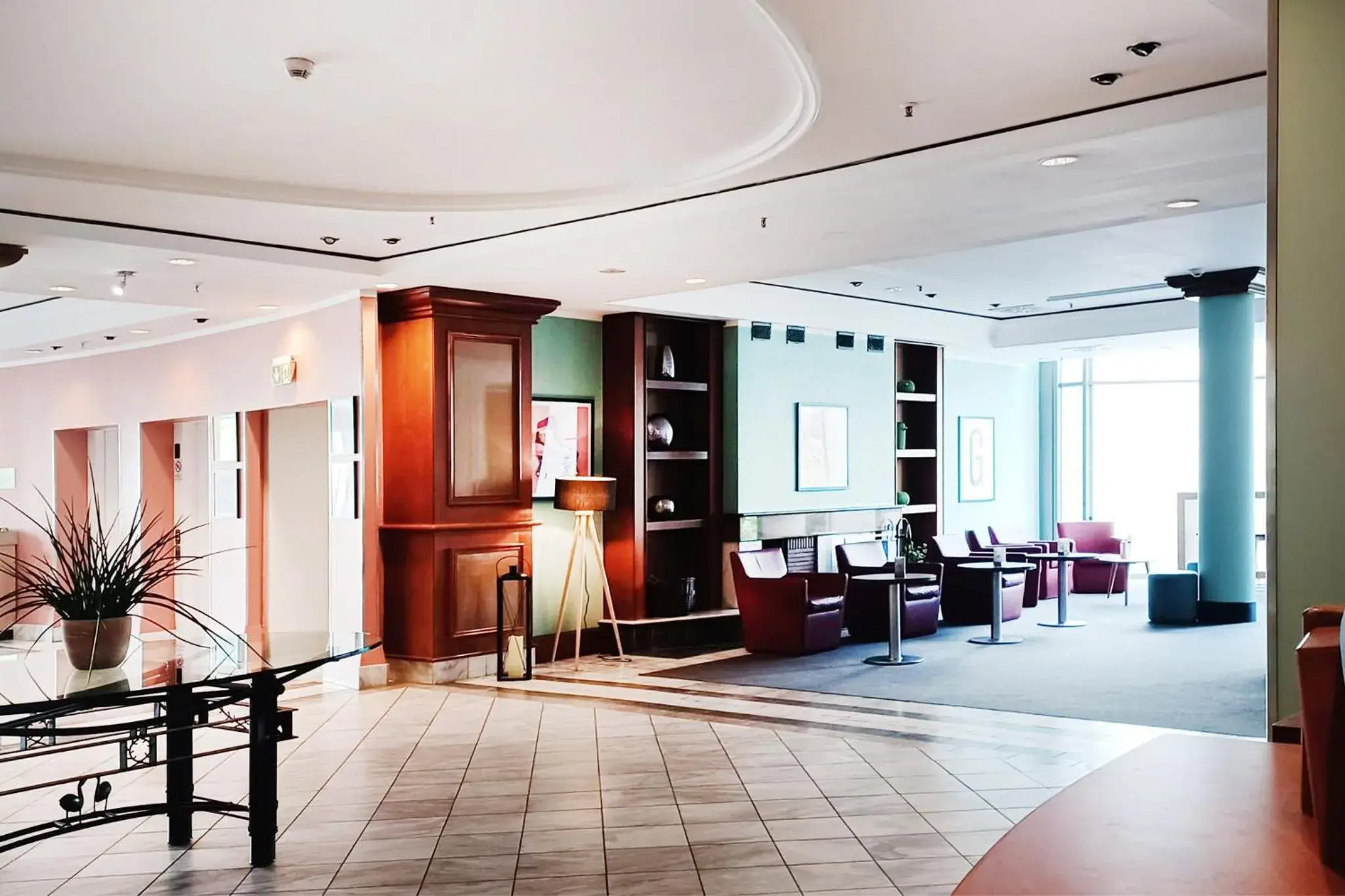 Property building in Garner Hotel Rüsselsheim by IHG Property building in Garner Hotel Rüsselsheim by IHG