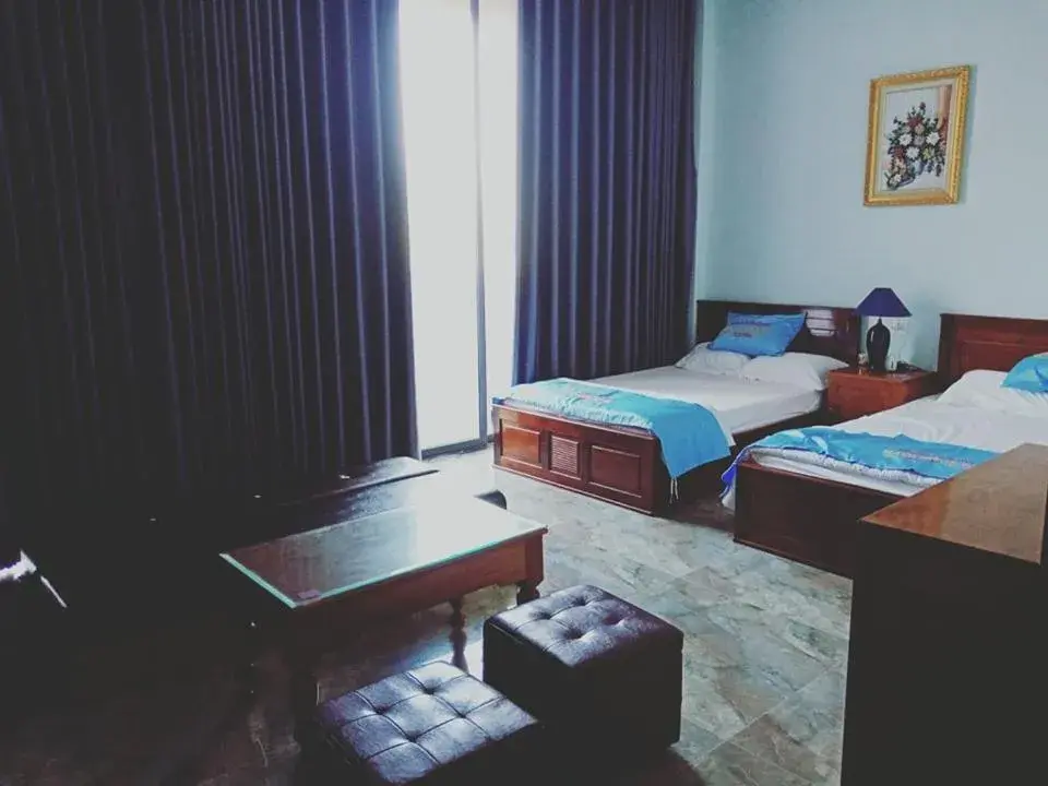 Bed in Khách sạn Nghinh Phong Beach Tuy Hòa Bed in Khách sạn Nghinh Phong Beach Tuy Hòa
