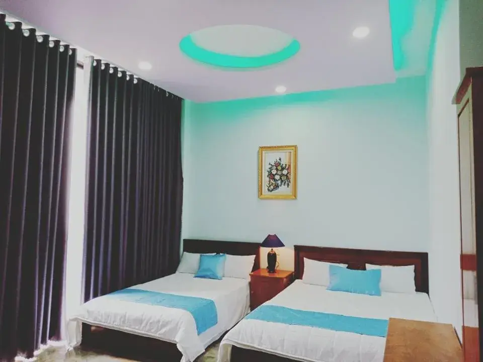Bed in Khách sạn Nghinh Phong Beach Tuy Hòa Bed in Khách sạn Nghinh Phong Beach Tuy Hòa