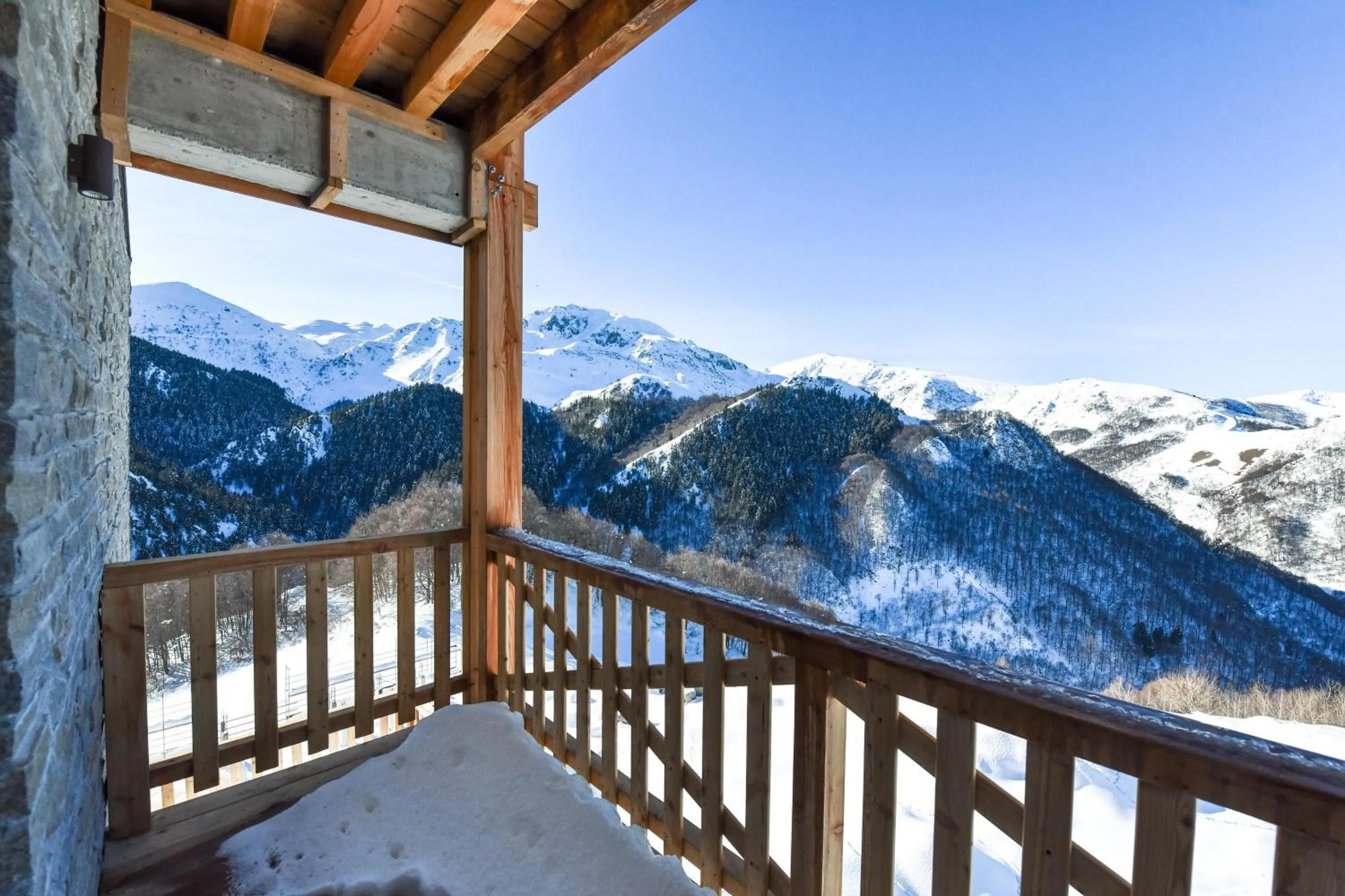 Winter in Chalet Everest - Luxury Apartments