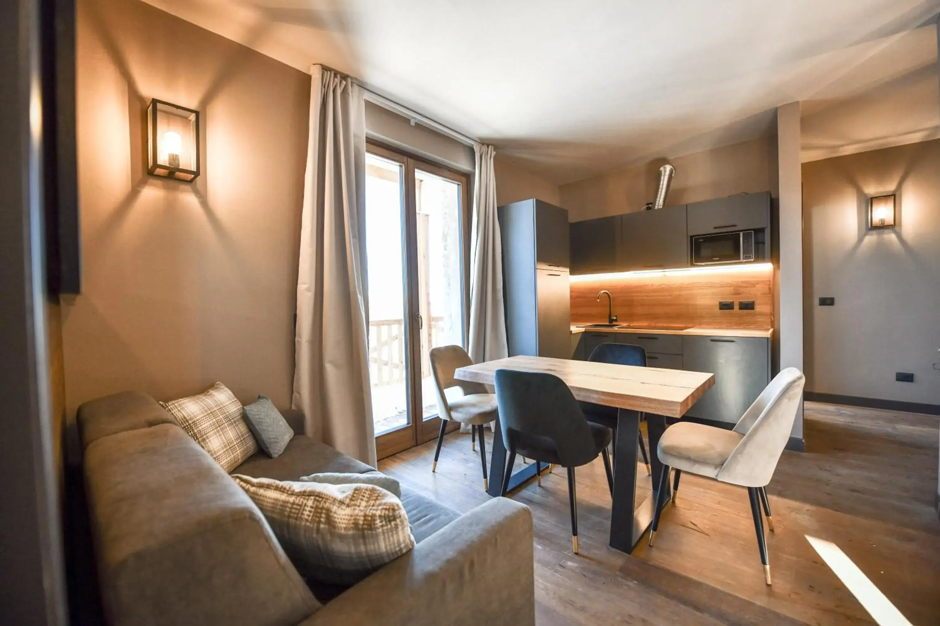 Two-Bedroom Suite in Chalet Everest - Luxury Apartments Two-Bedroom Suite in Chalet Everest - Luxury Apartments