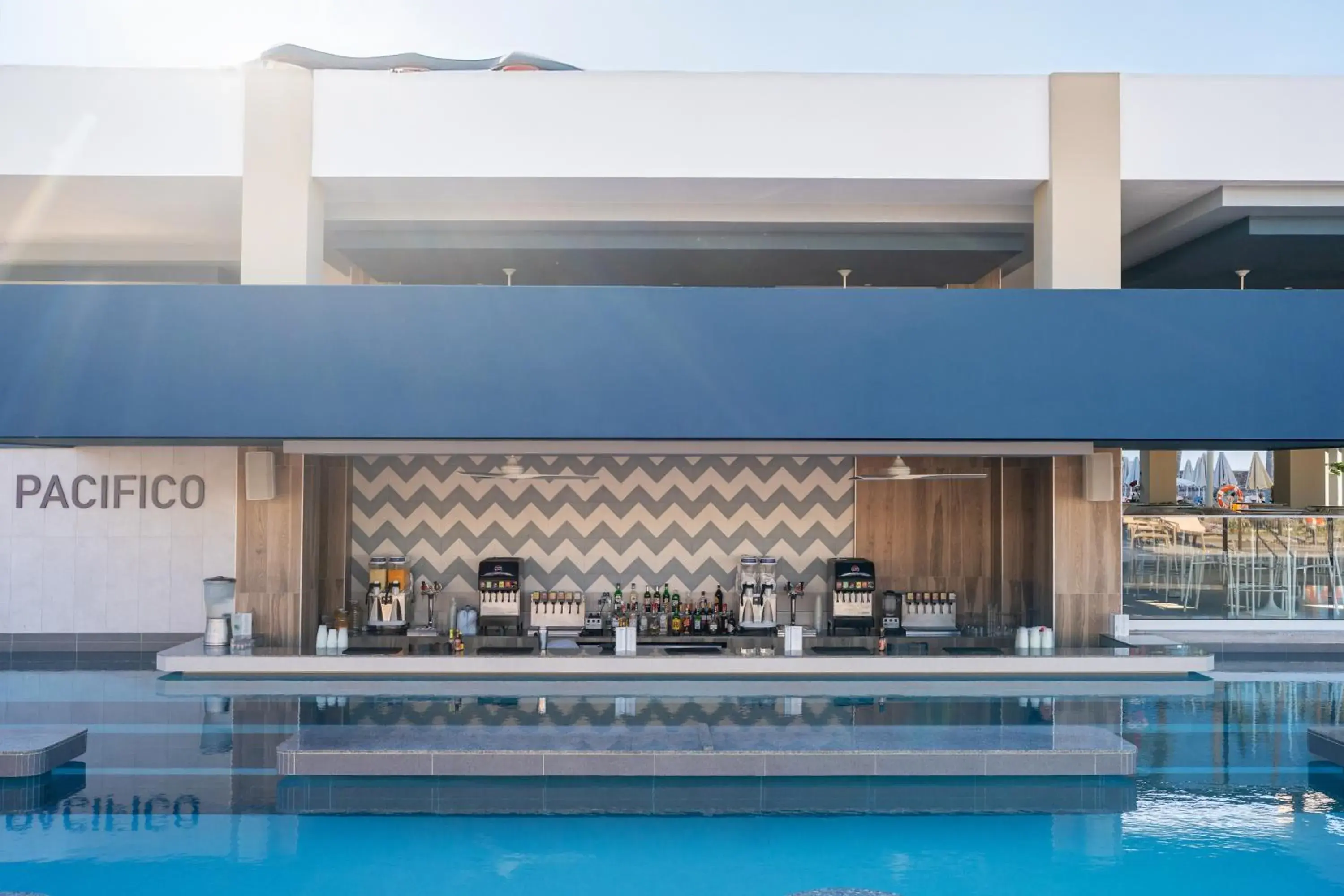 Swimming pool in Riu Jalisco - All Inclusive Swimming pool in Riu Jalisco - All Inclusive