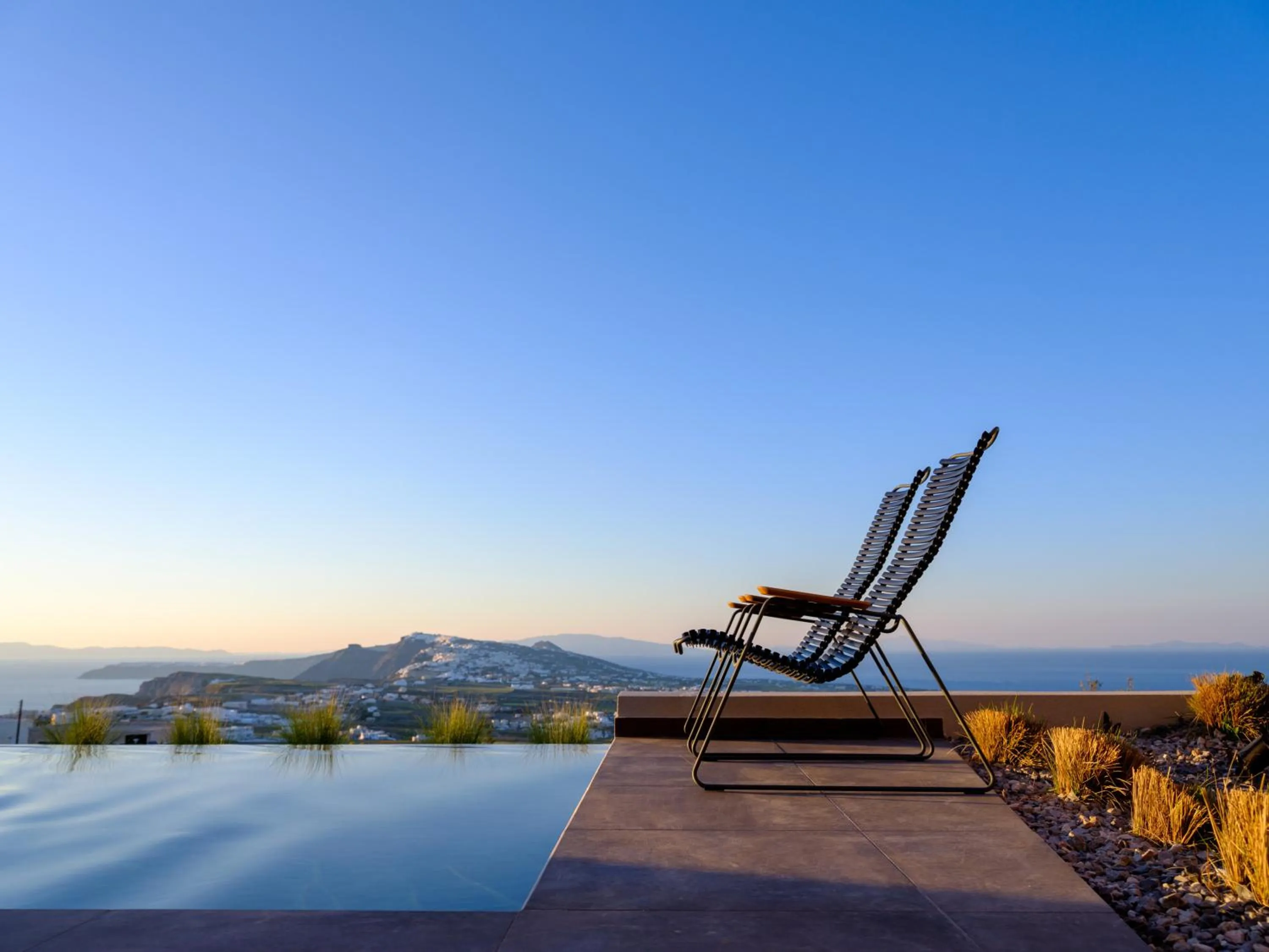 Day in Apikia Santorini