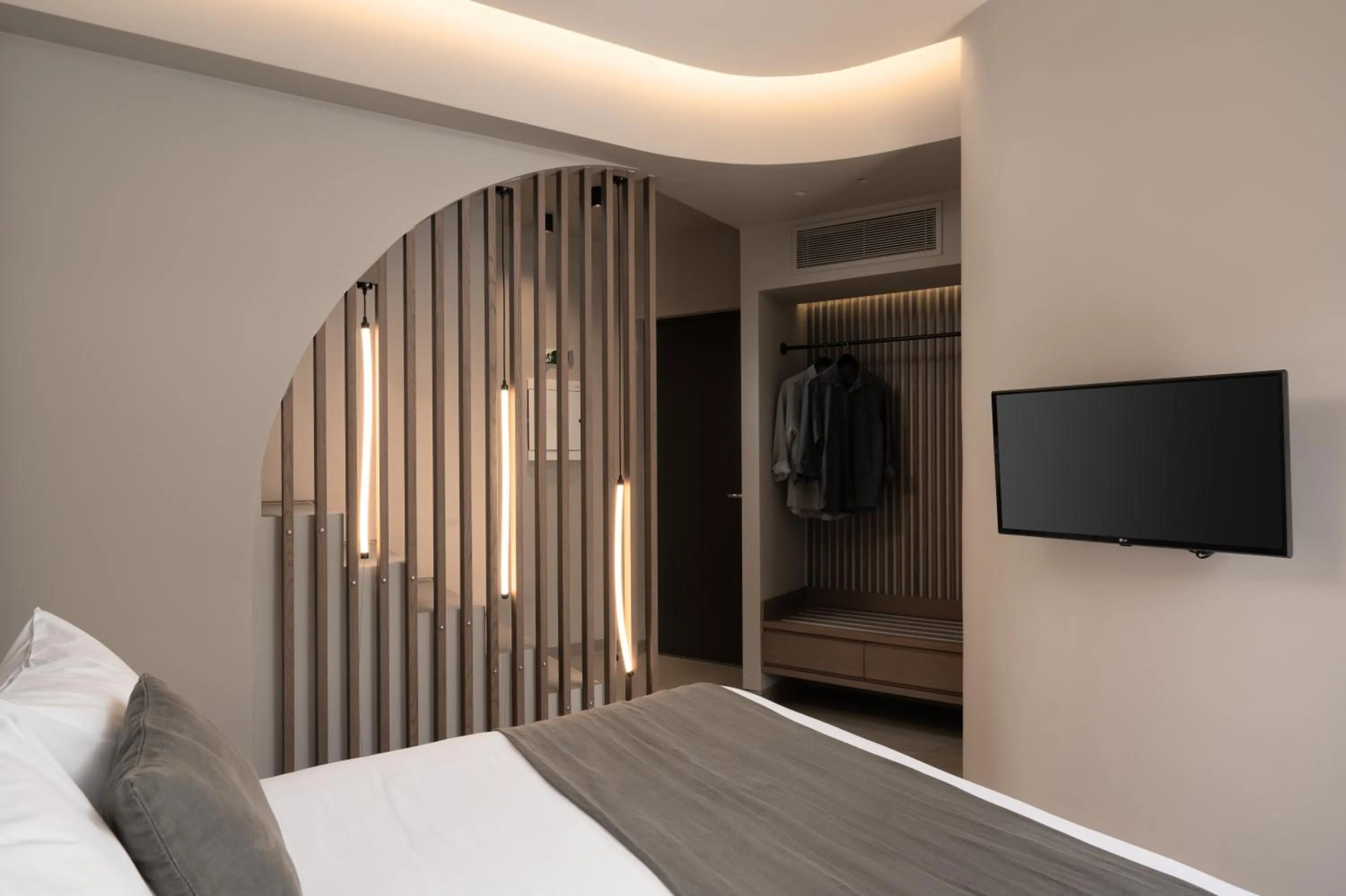 Bed in Apikia Santorini