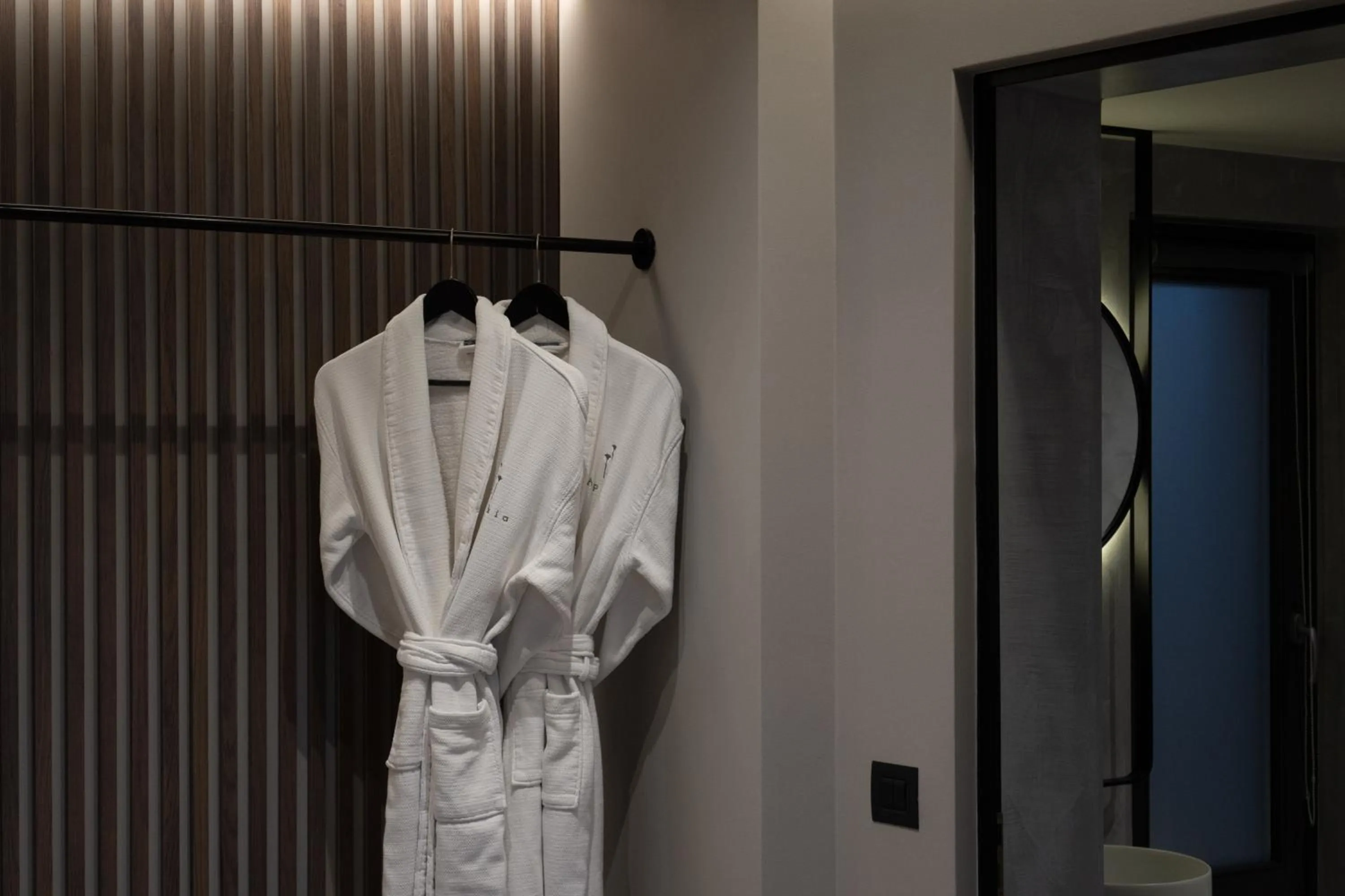 wardrobe in Apikia Santorini