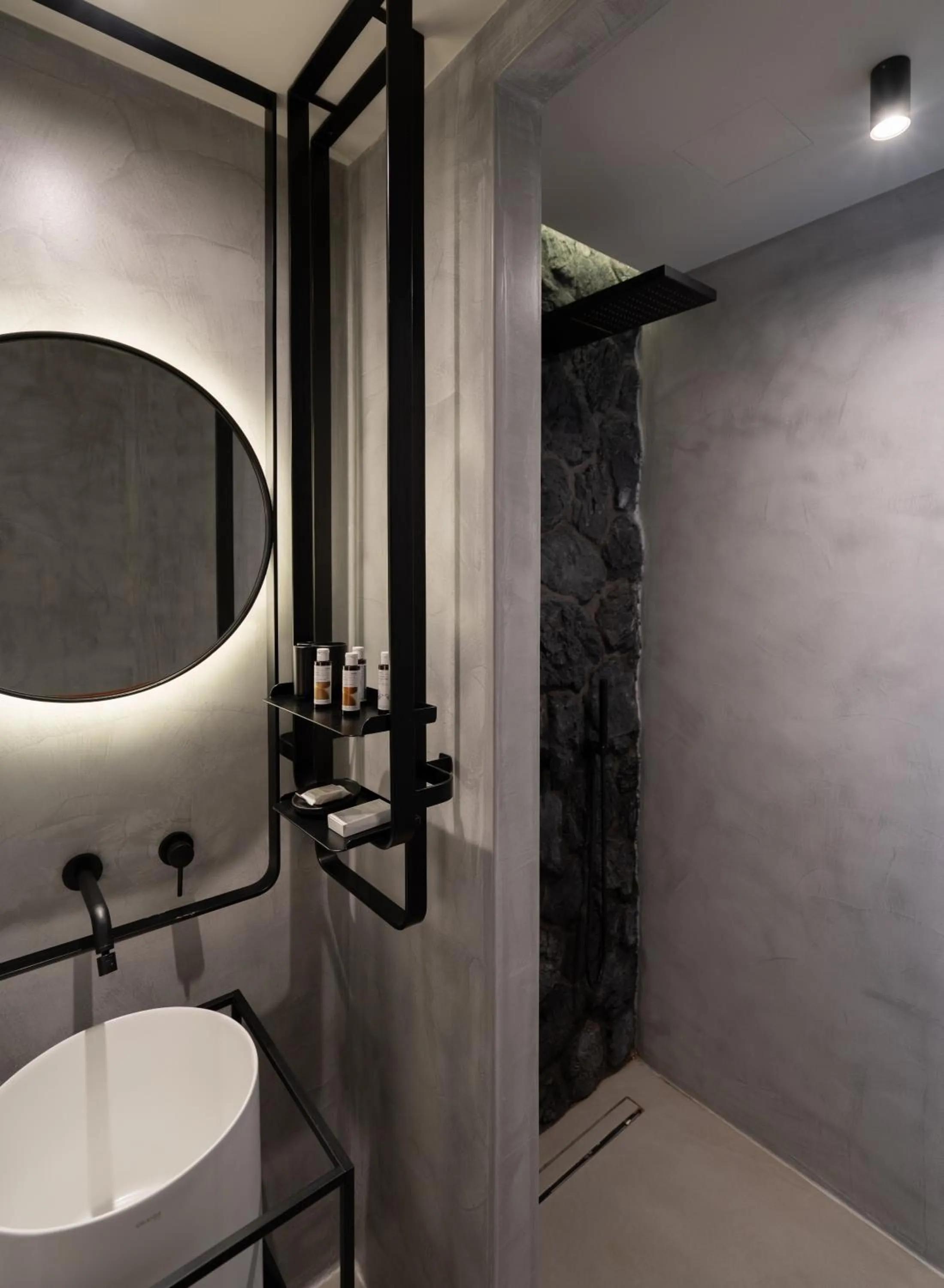 Shower in Apikia Santorini