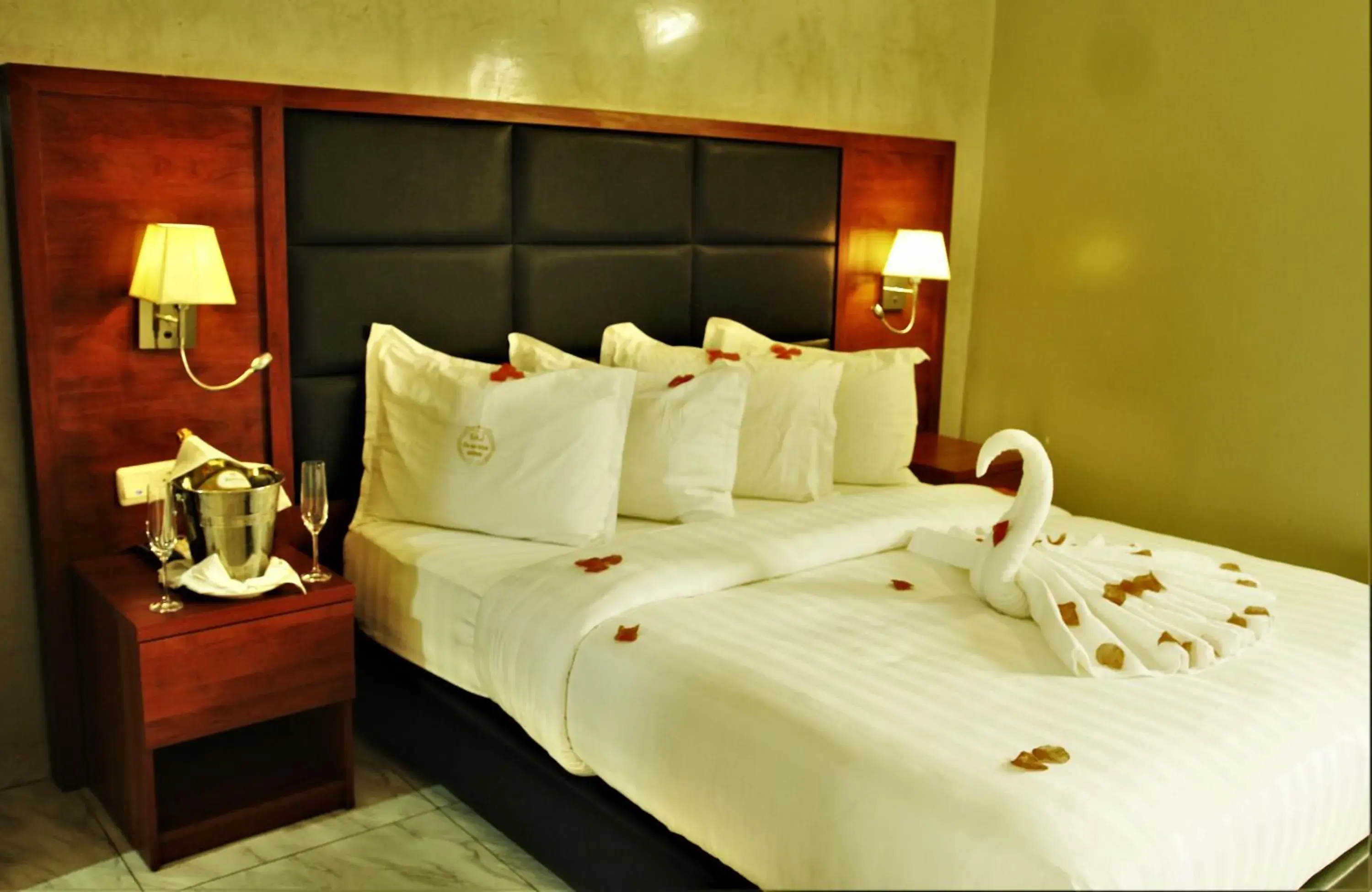 Deluxe Junior Suite - single occupancy in Hôtel Jouvence International Deluxe Junior Suite - single occupancy in Hôtel Jouvence International