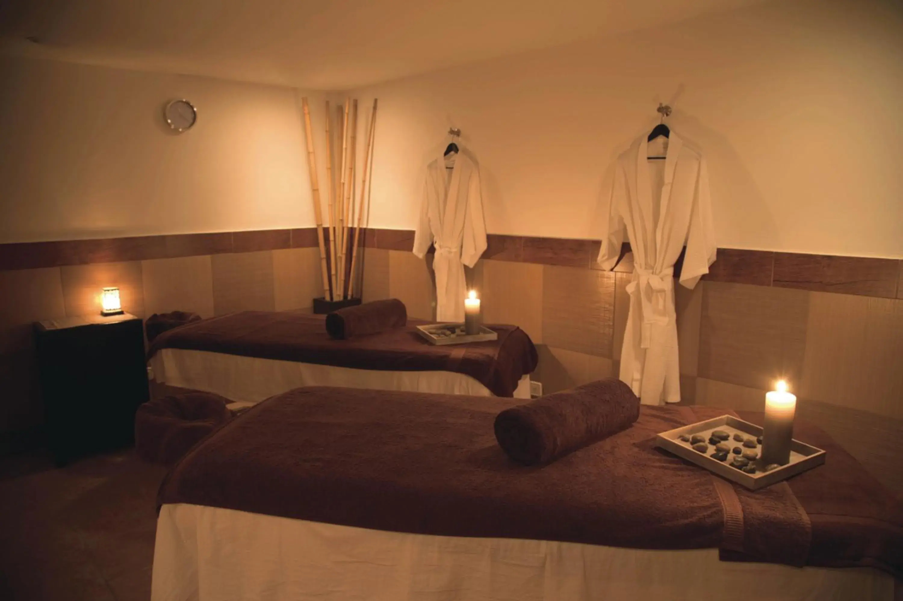 Massage, Bed in Riu Palace Aruba - All Inclusive Massage, Bed in Riu Palace Aruba - All Inclusive