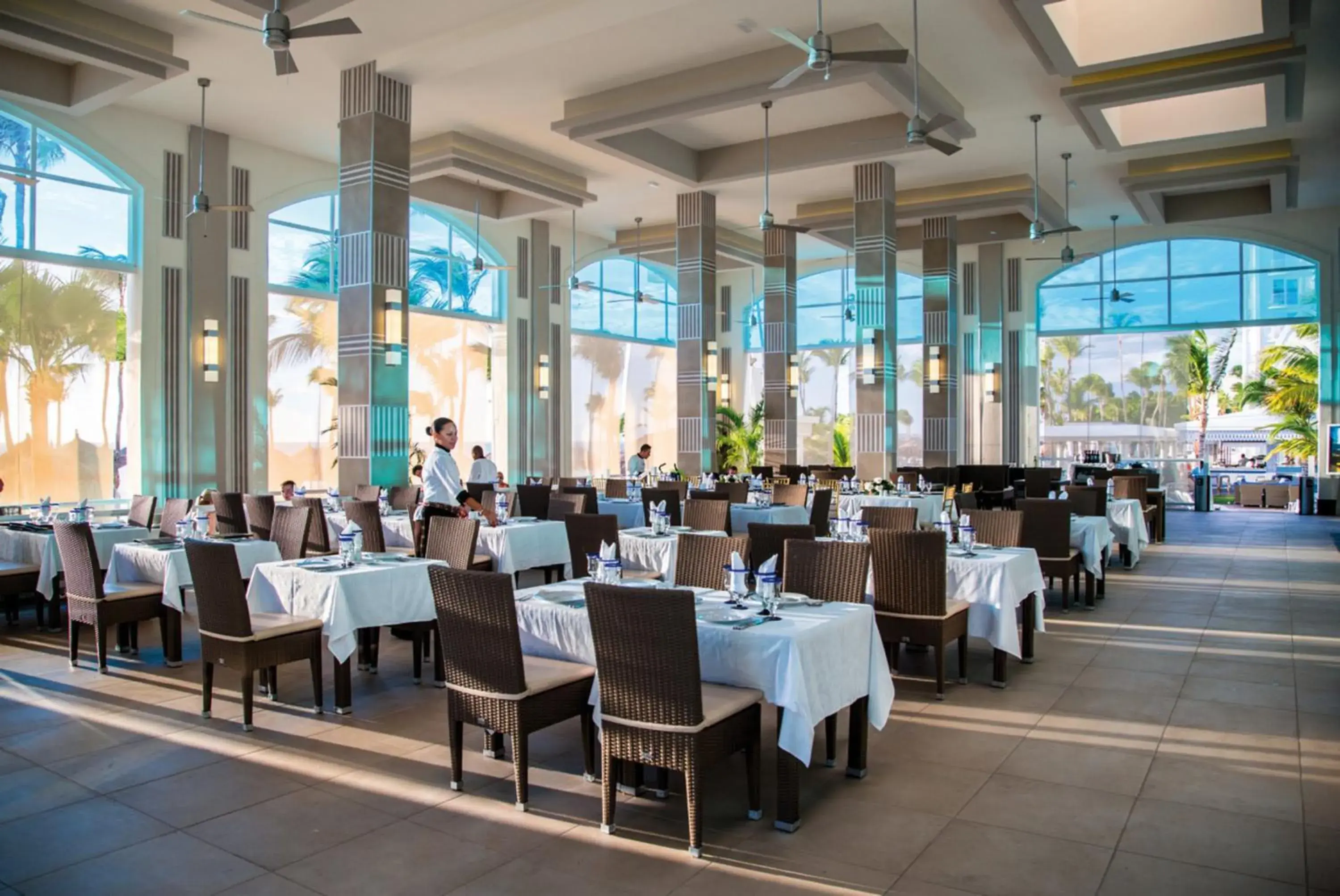 Restaurant/places to eat in Riu Palace Aruba - All Inclusive Restaurant/places to eat in Riu Palace Aruba - All Inclusive