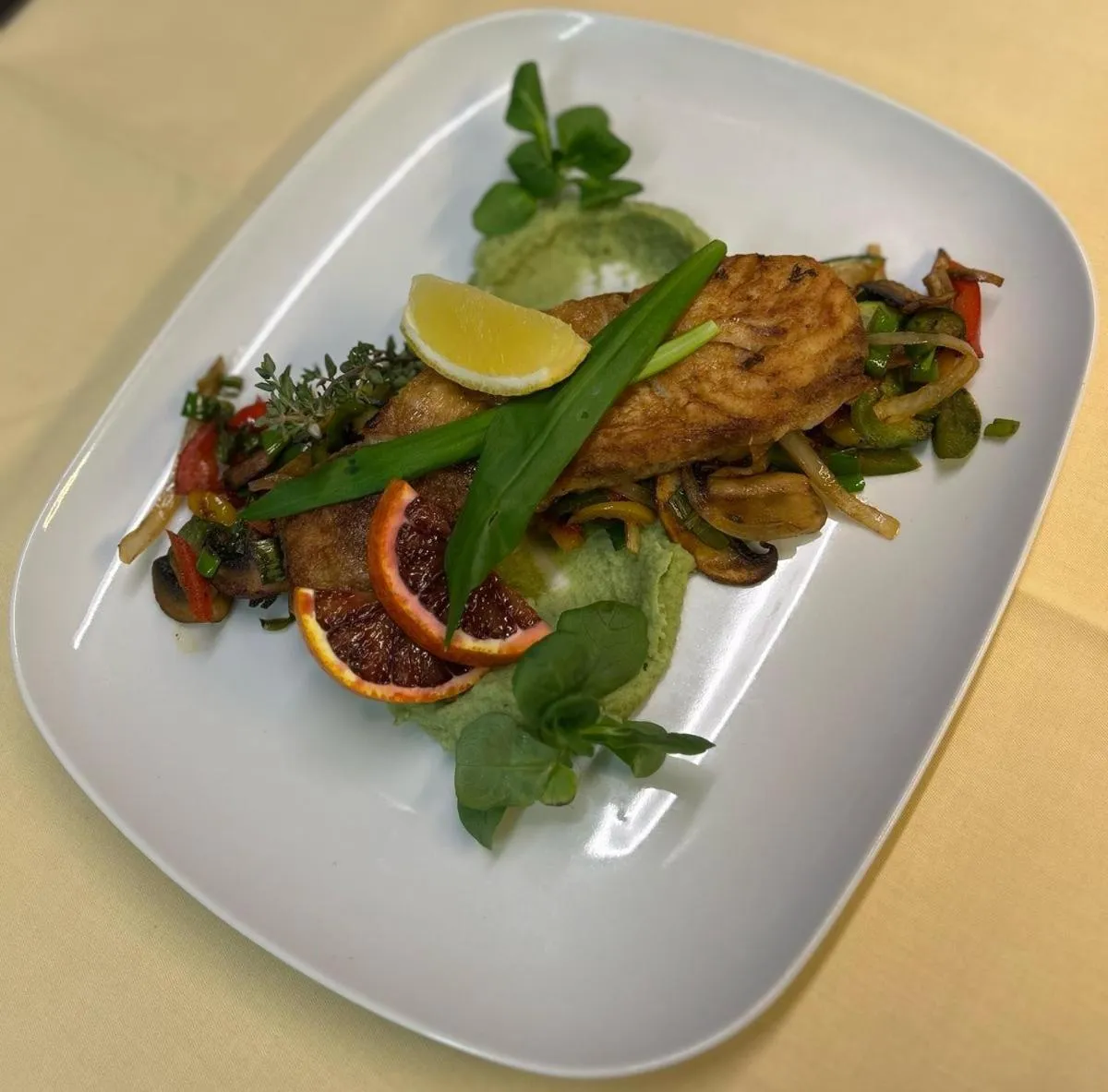 Restaurant/places to eat in Hotel Evabrunnen