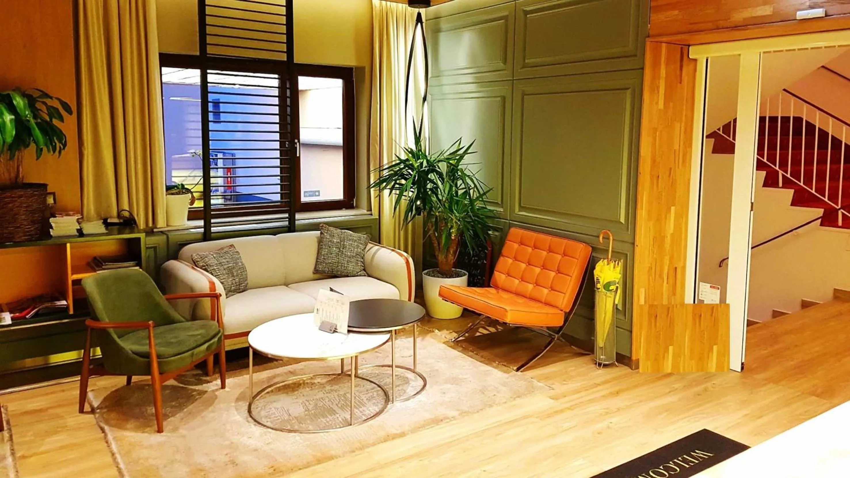 Communal lounge/ TV room in St.Joseph Hotel Hamburg - Reeperbahn St.Pauli Kiez