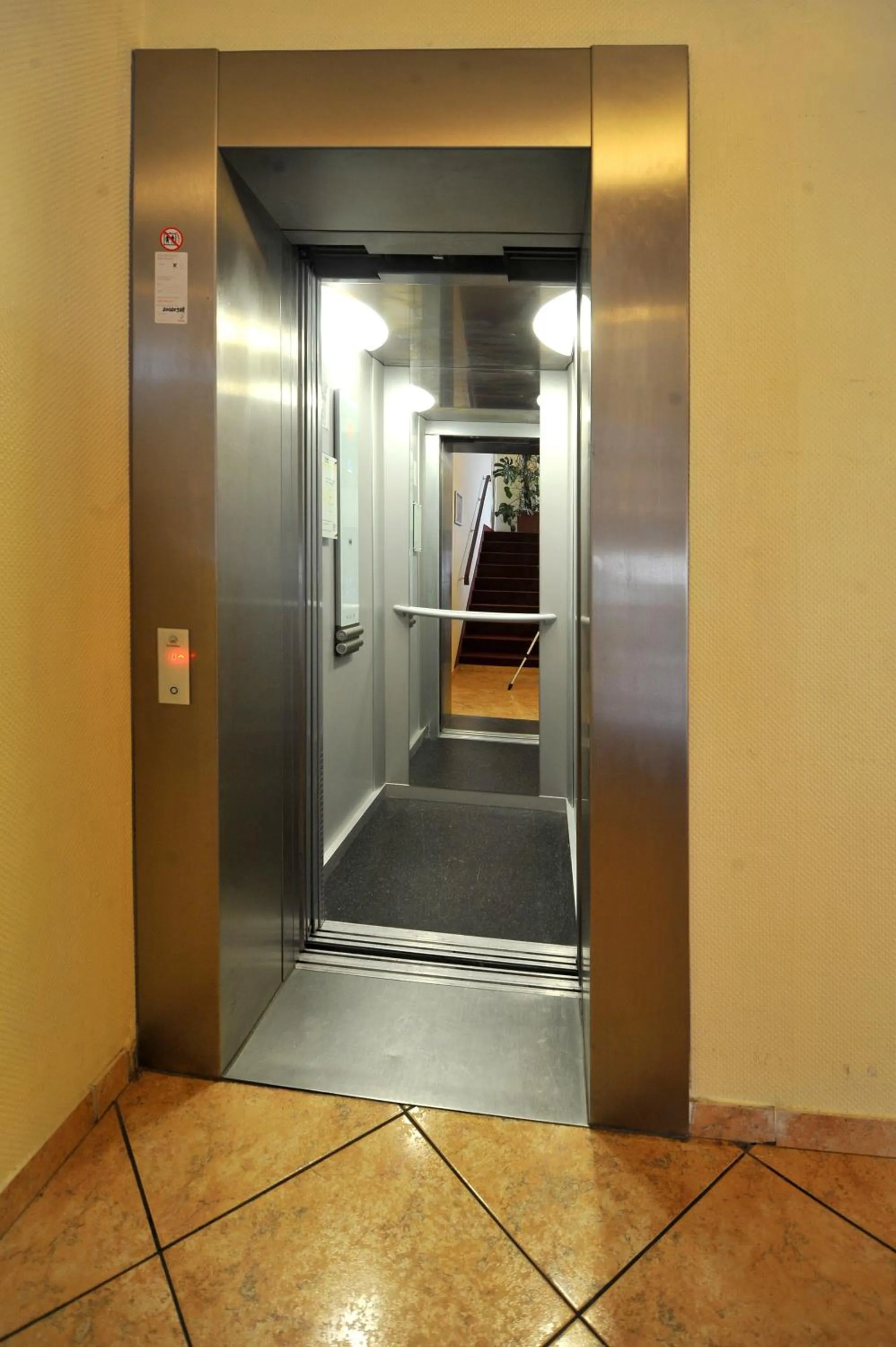 Area and facilities in St.Joseph Hotel Hamburg - Reeperbahn St.Pauli Kiez