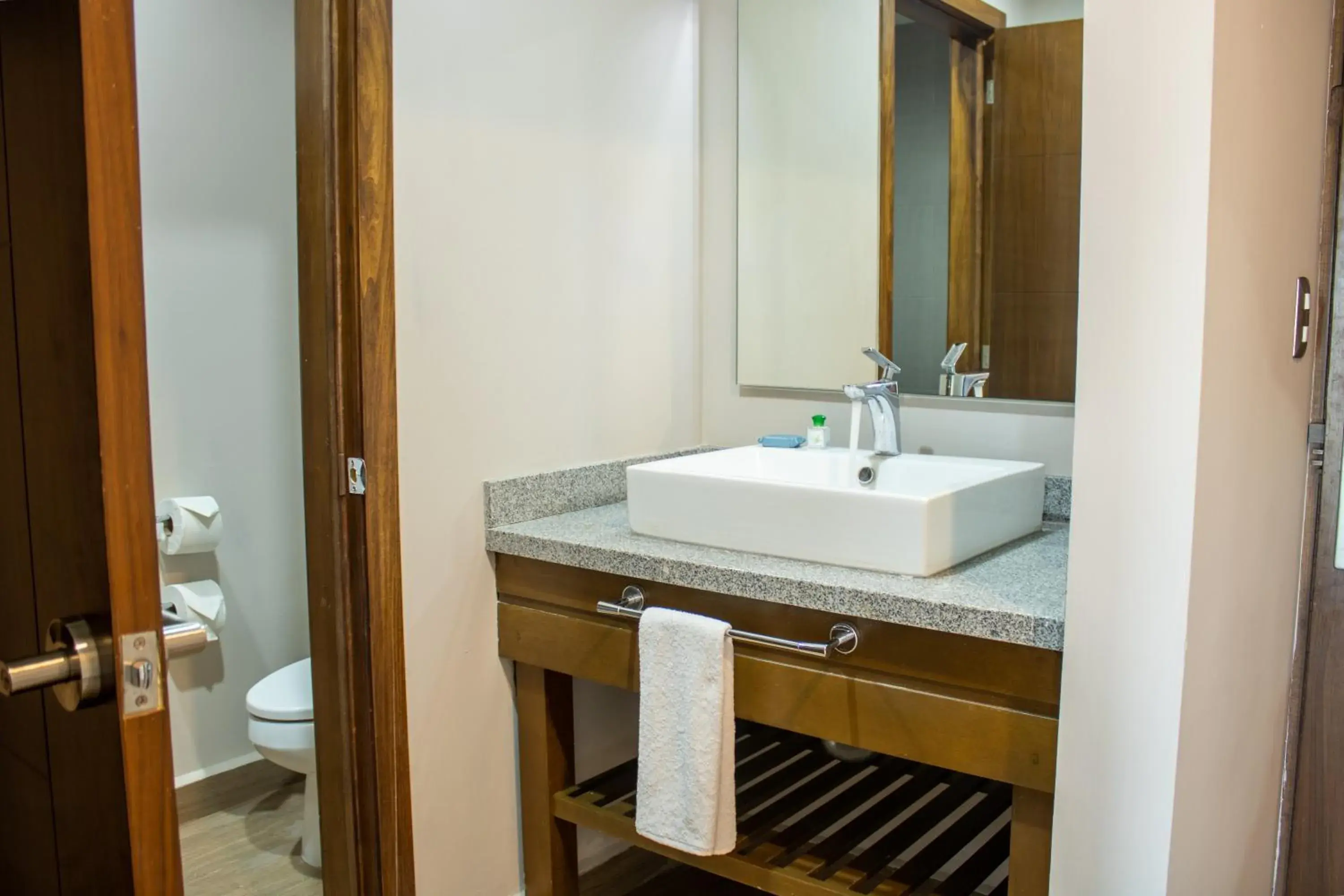 Bathroom in Varali Grand Hotel Bathroom in Varali Grand Hotel