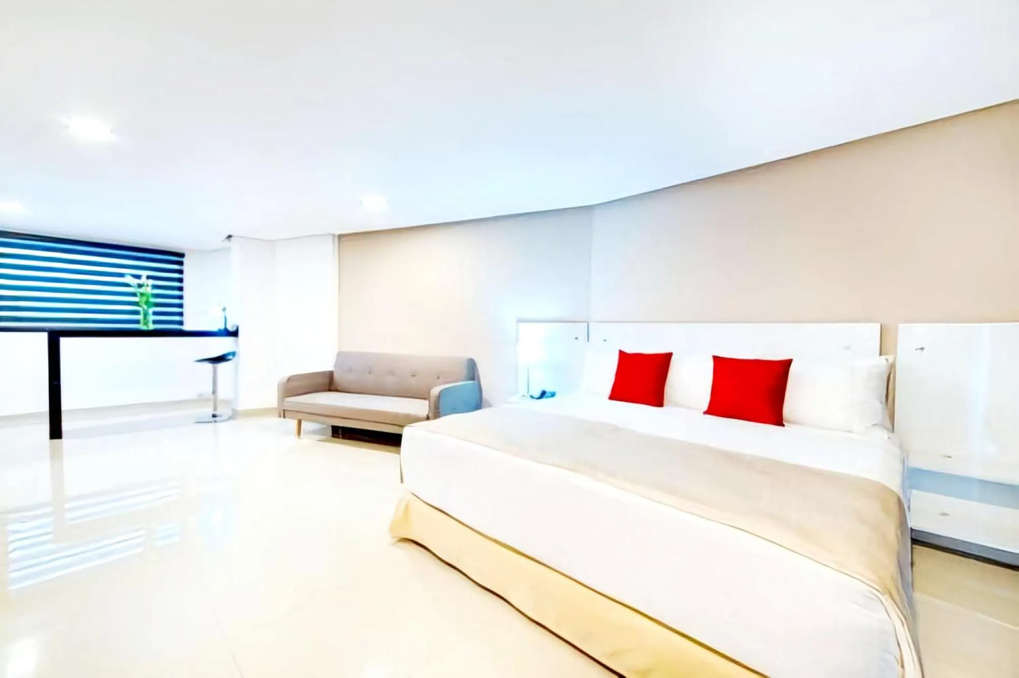 Bed in Hotel Blue 66