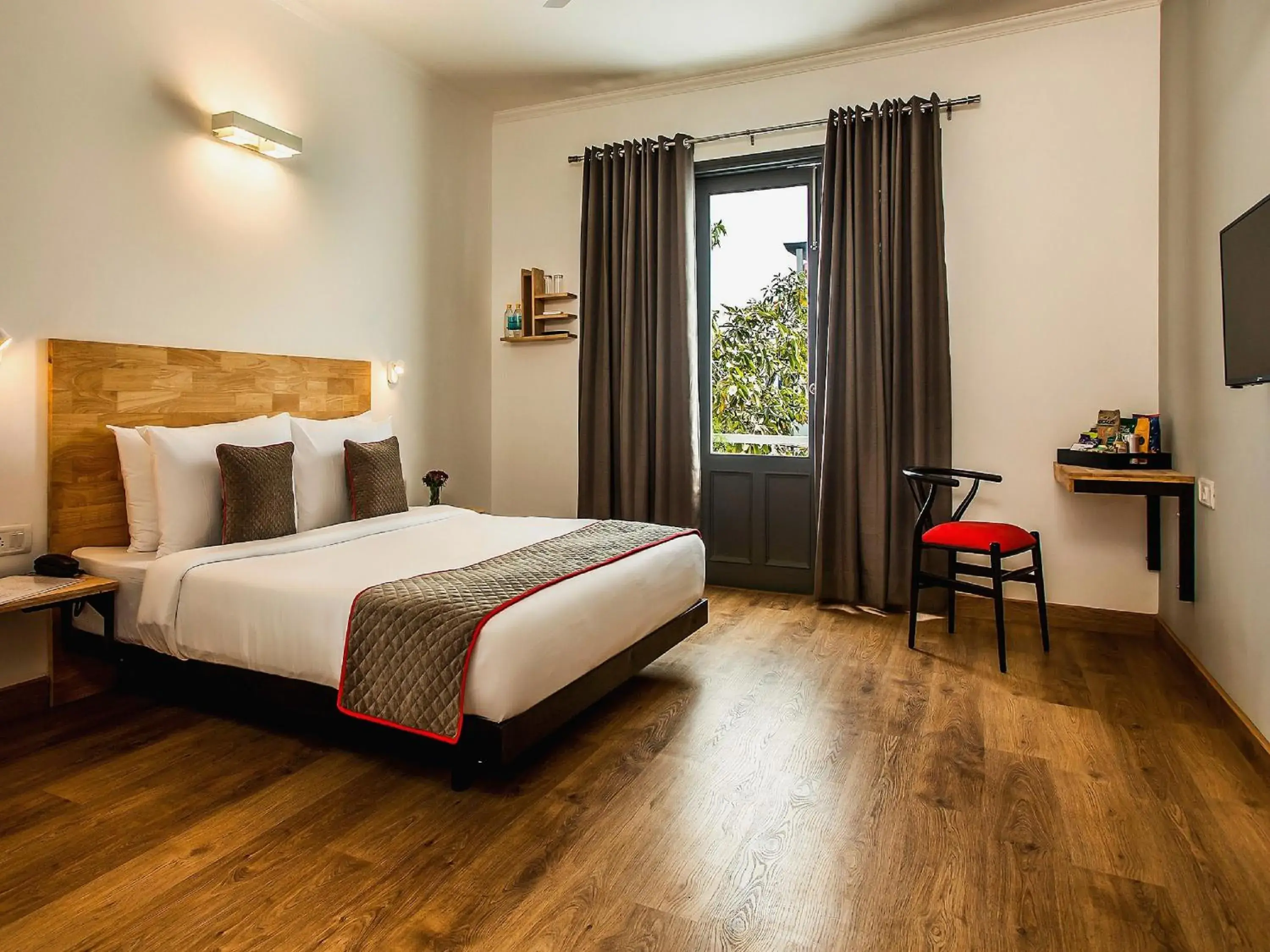 Bedroom, Bed in Super OYO 76438 hotel APS INN Bedroom, Bed in Super OYO 76438 hotel APS INN