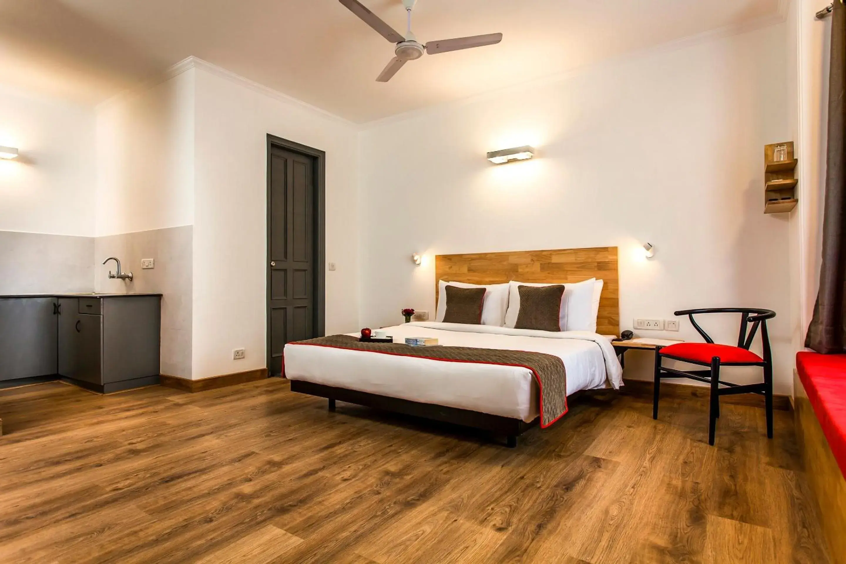 Bedroom, Bed in Super OYO 76438 hotel APS INN Bedroom, Bed in Super OYO 76438 hotel APS INN