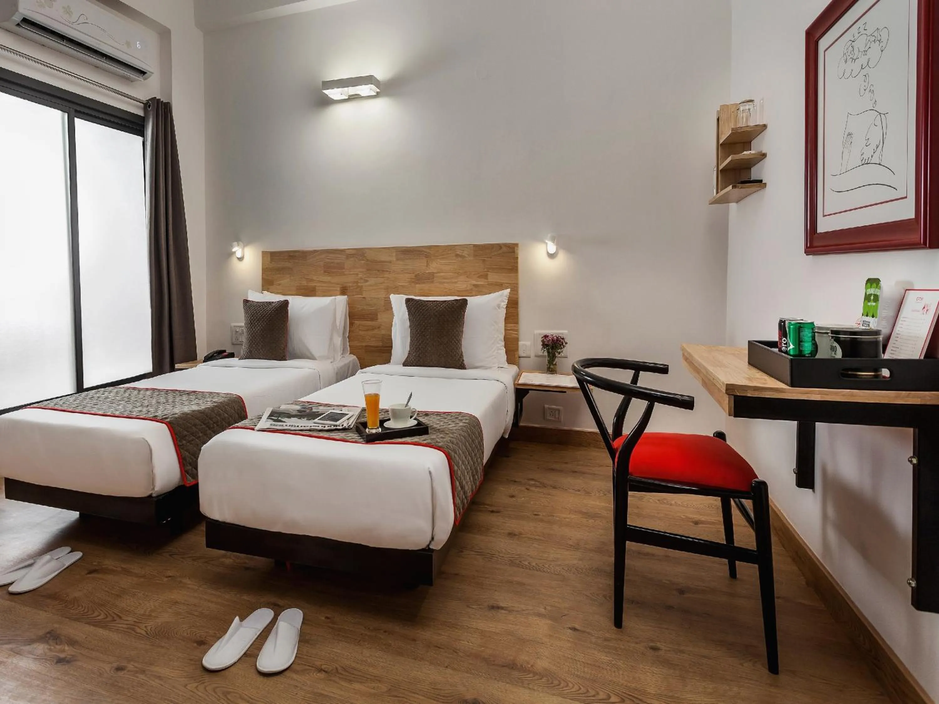 Facade/entrance, Bed in Super OYO 76438 hotel APS INN