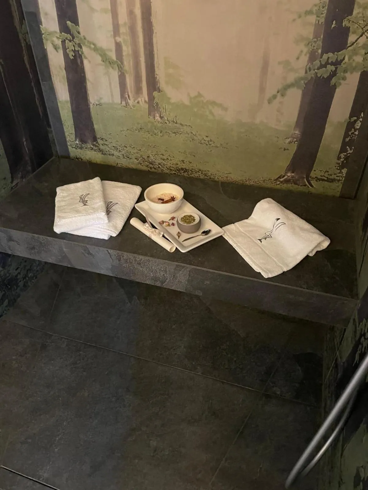 Steam room in Locanda degli Artisti Art Hotel