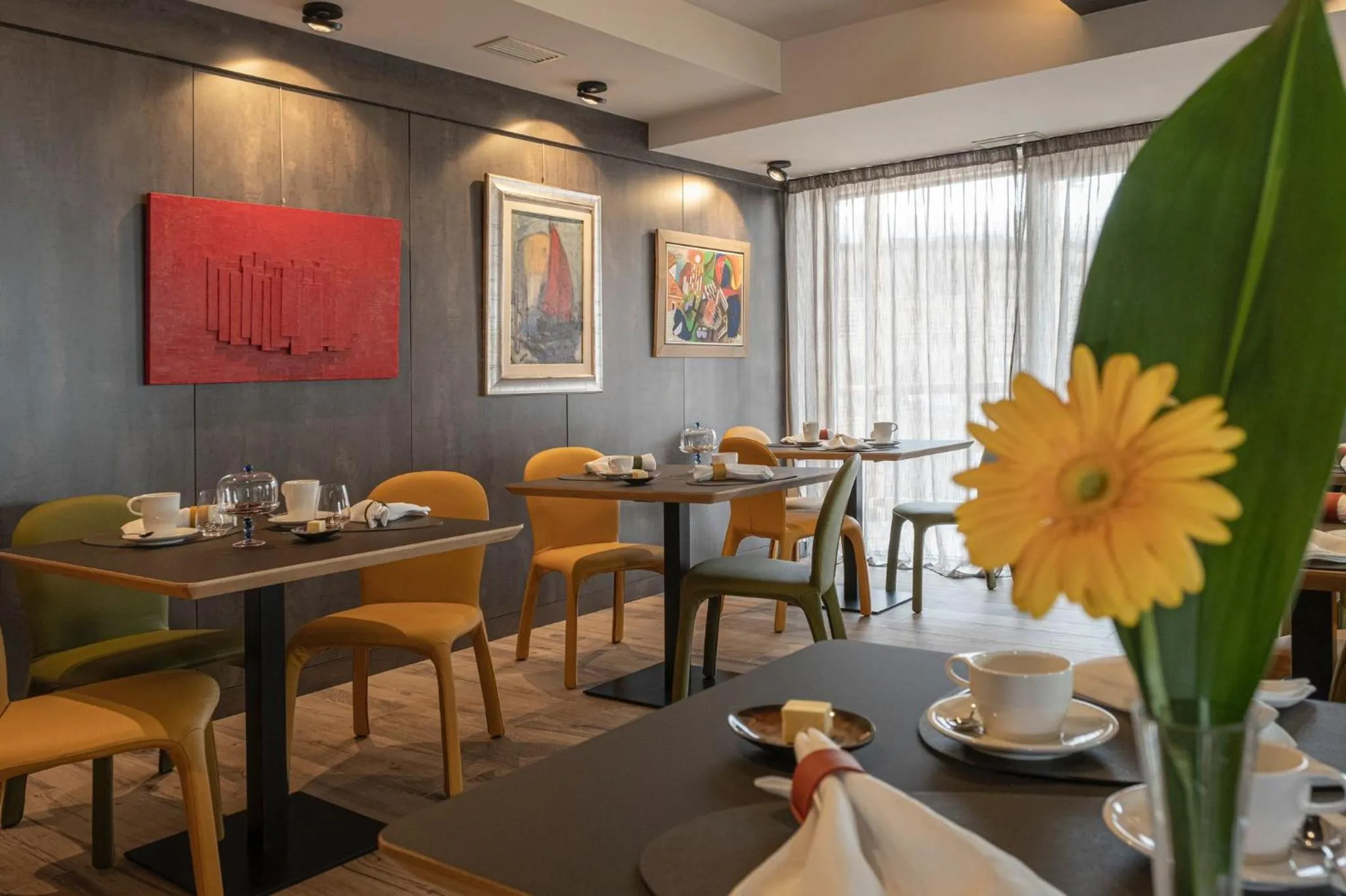 Restaurant/places to eat in Locanda degli Artisti Art Hotel